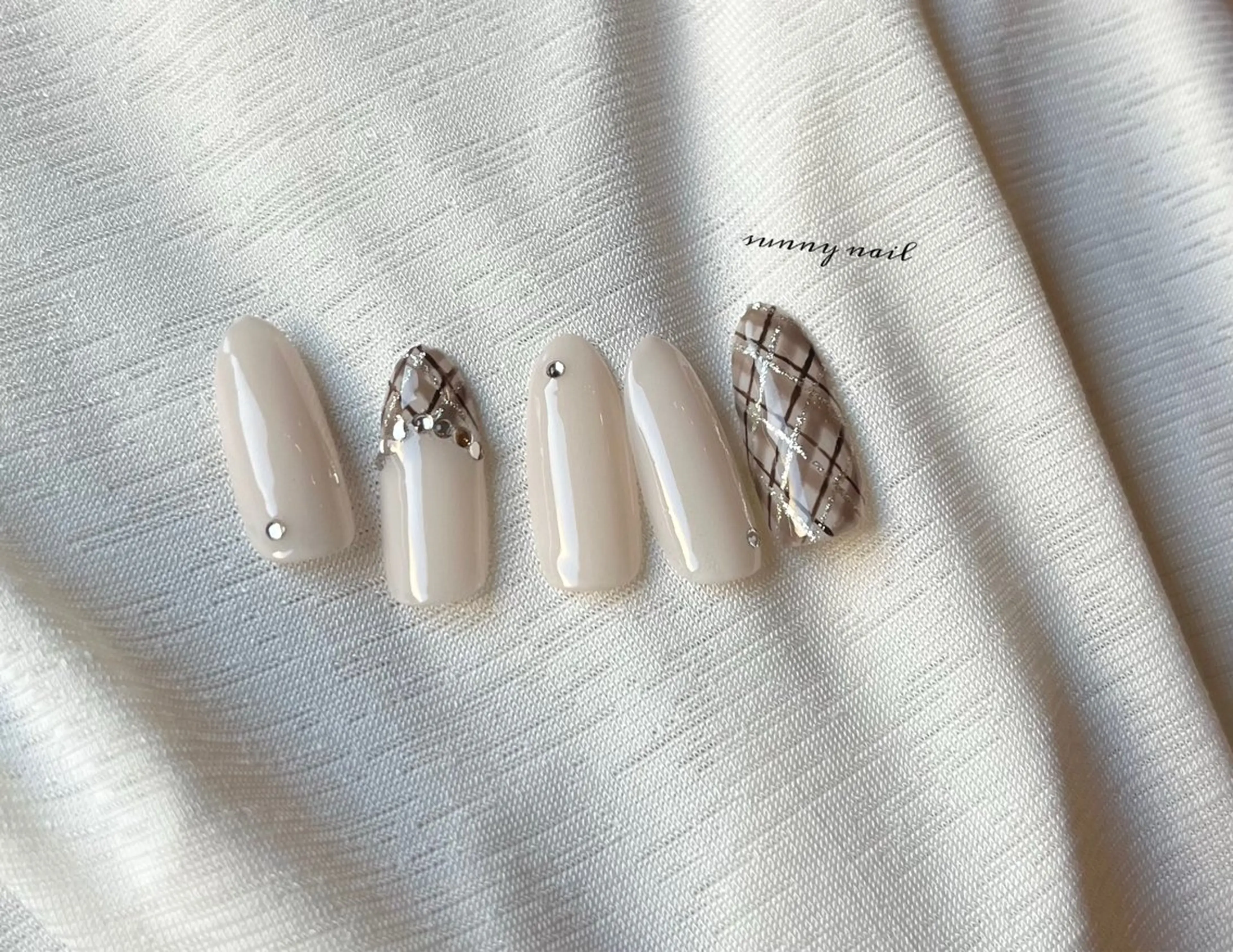 ネイル ジェルネイル パラジェル 冬ネイル sunny nailのネイルデザイン