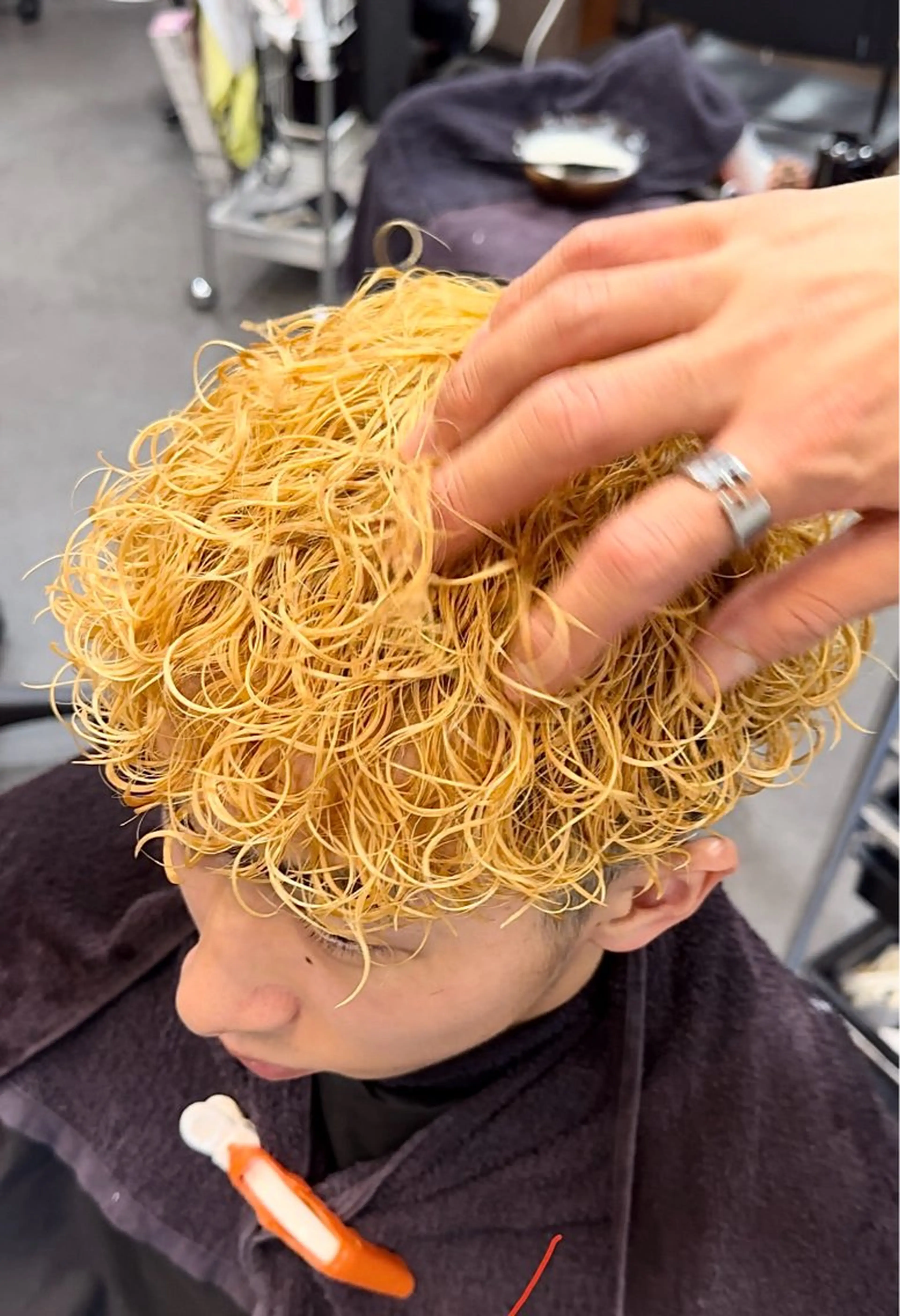 パーマ メンズ メンズブリーチ メンズパーマ スパイラルパーマ カット パーマ 年間2000名担当◎ パーマ職人/仲原佑樹のヘアスタイル