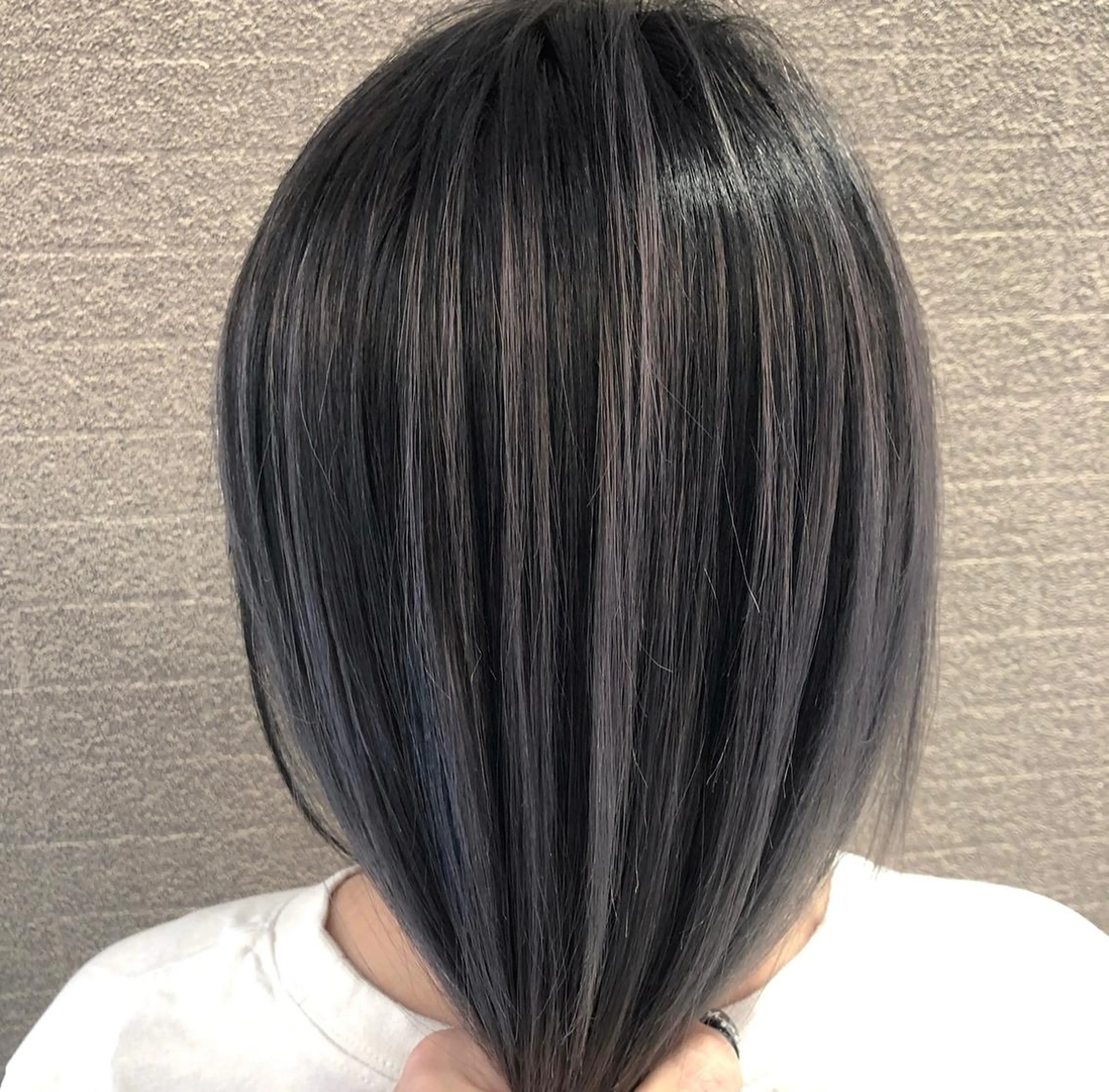ミディアム カラー ヘアアレンジ バレイヤージュ デザインカラー ハイライトカラー ハイライト レイヤーカット アンドウ ユウ/ レイヤーカット/韓国のヘアスタイル