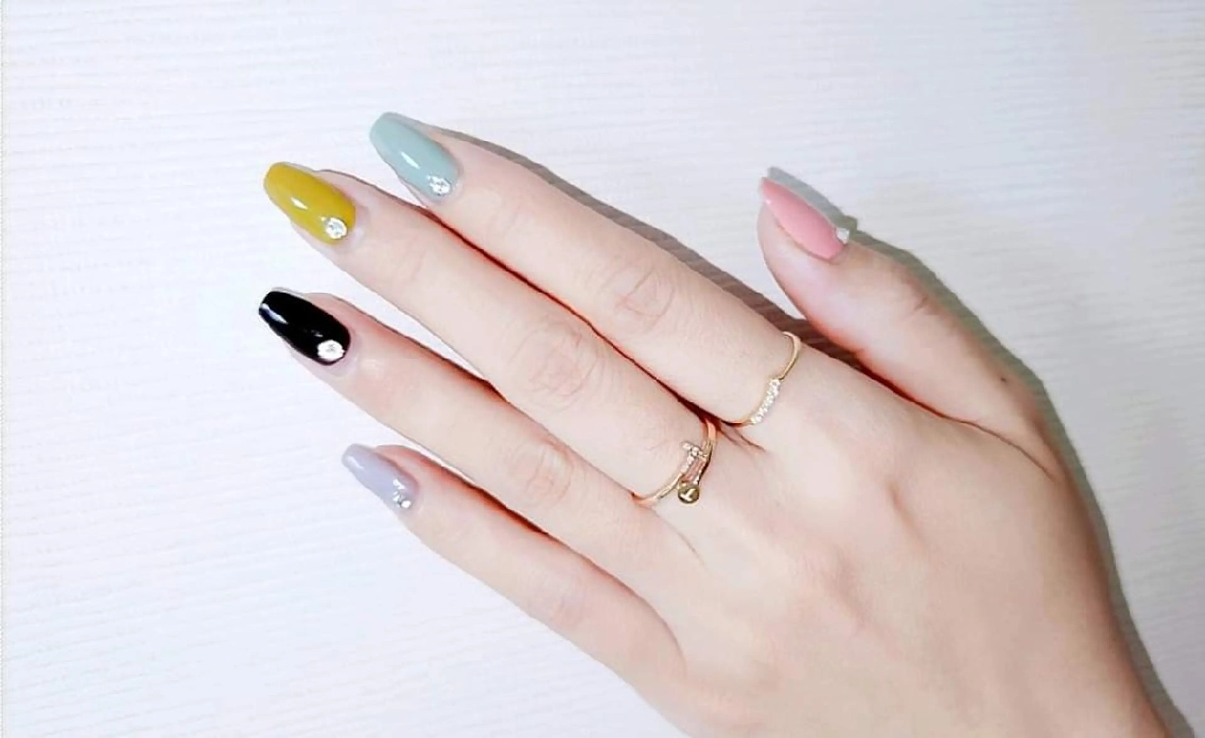 ネイル 清水 ユナのネイルデザイン