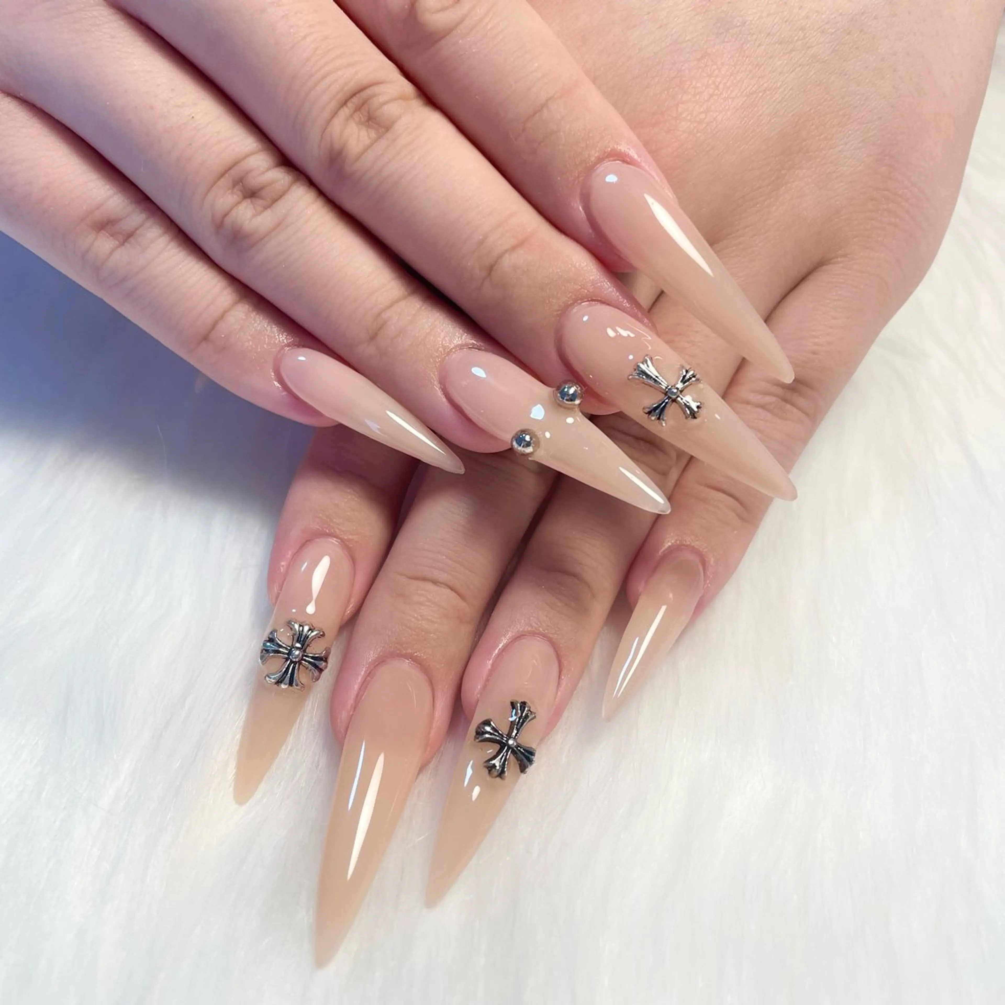 ネイル ハンドネイル adorable 〈Kurumi〉のネイルデザイン