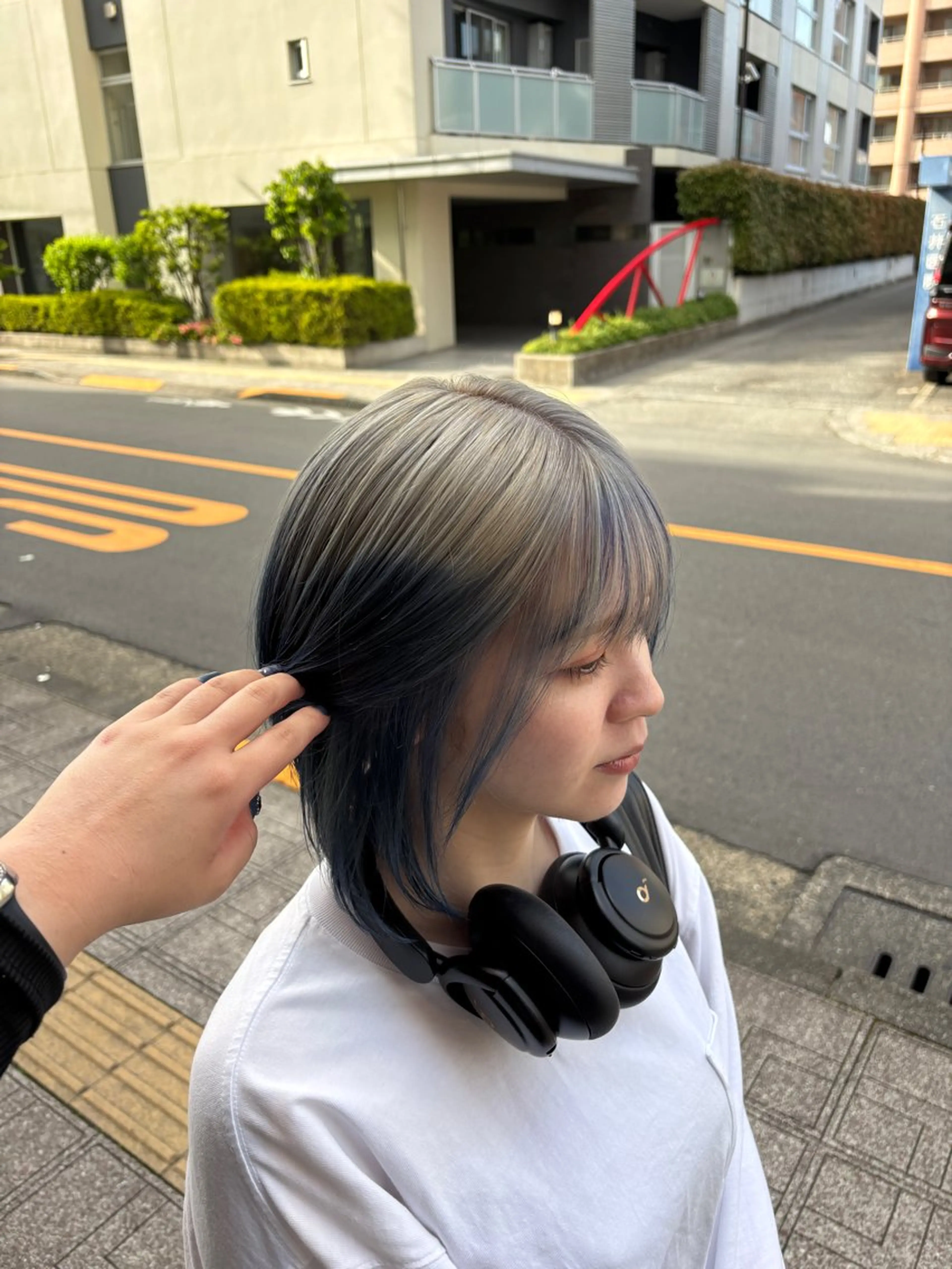 ミディアム カット ヘアカラー ️🩵RINKA/ ハイトーンカラー🩵のヘアスタイル