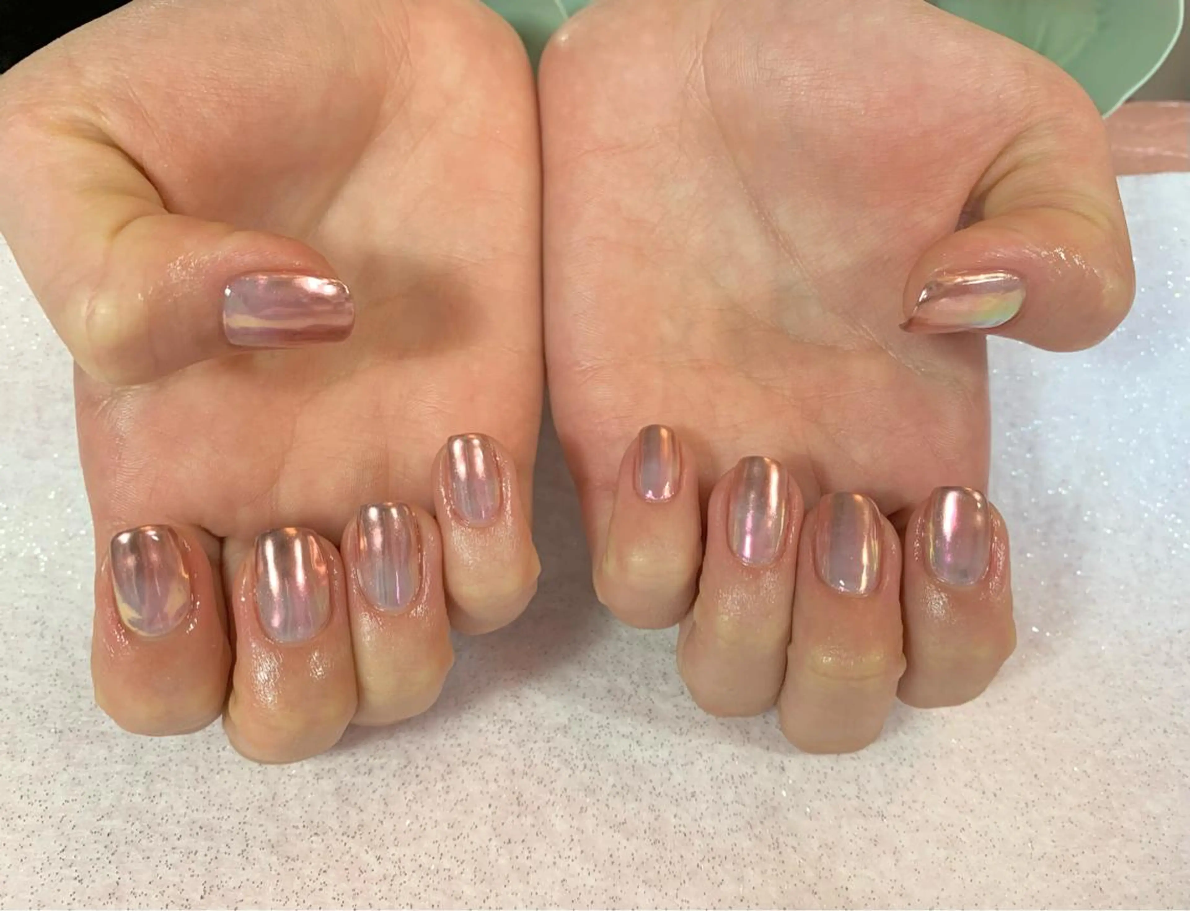 ネイル オーロラネイル ミラーネイル 手塚 里奈のネイルデザイン