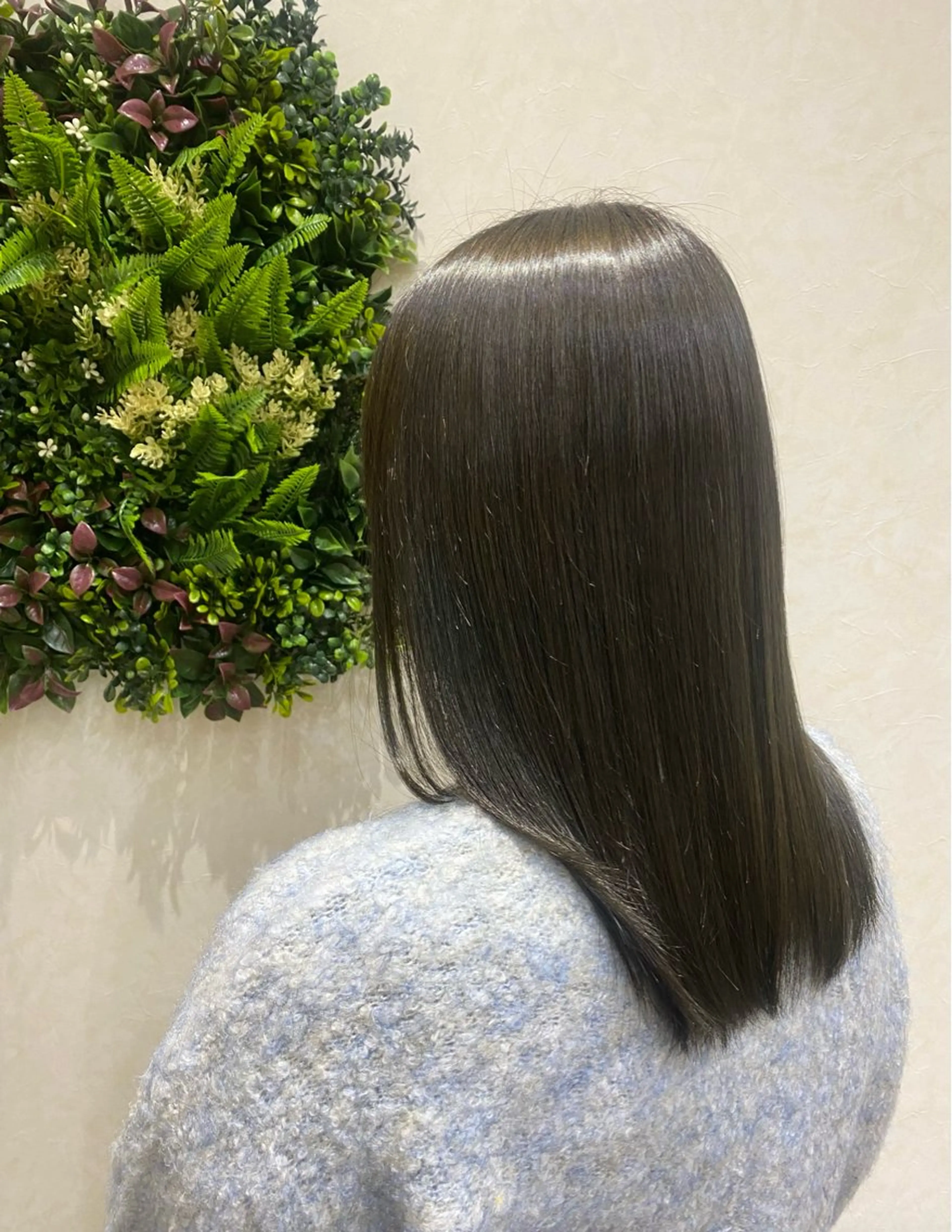 ミディアム カラー ブリーチ ブラウンカラー ダブルカラー イルミナカラー オリーブカラー カット ヘアカラー トリートメント N°+aero 😊れいか😊のヘアスタイル