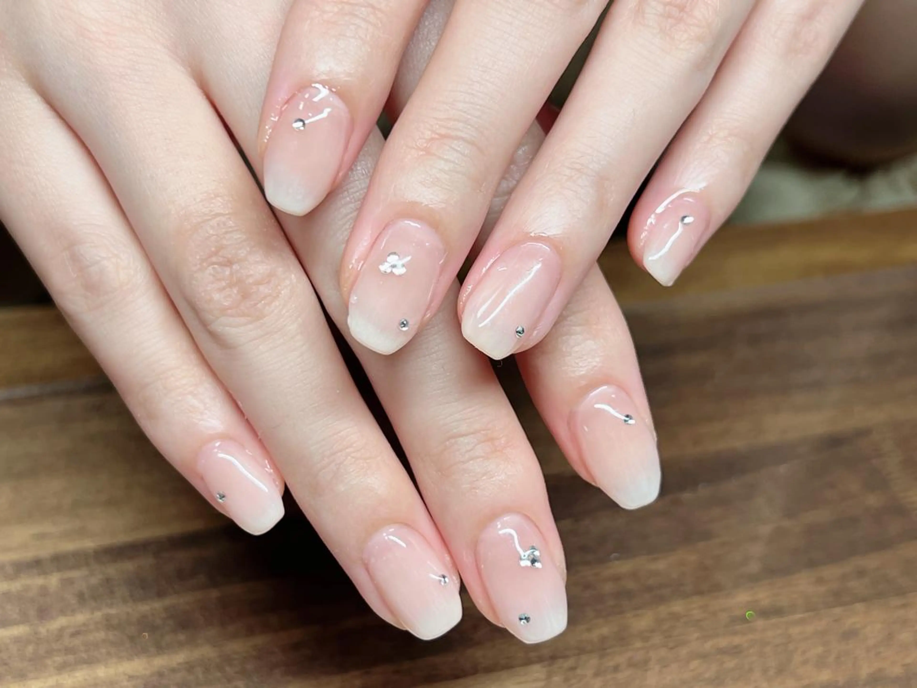 ネイル lucky nail 歌舞伎町のネイルデザイン