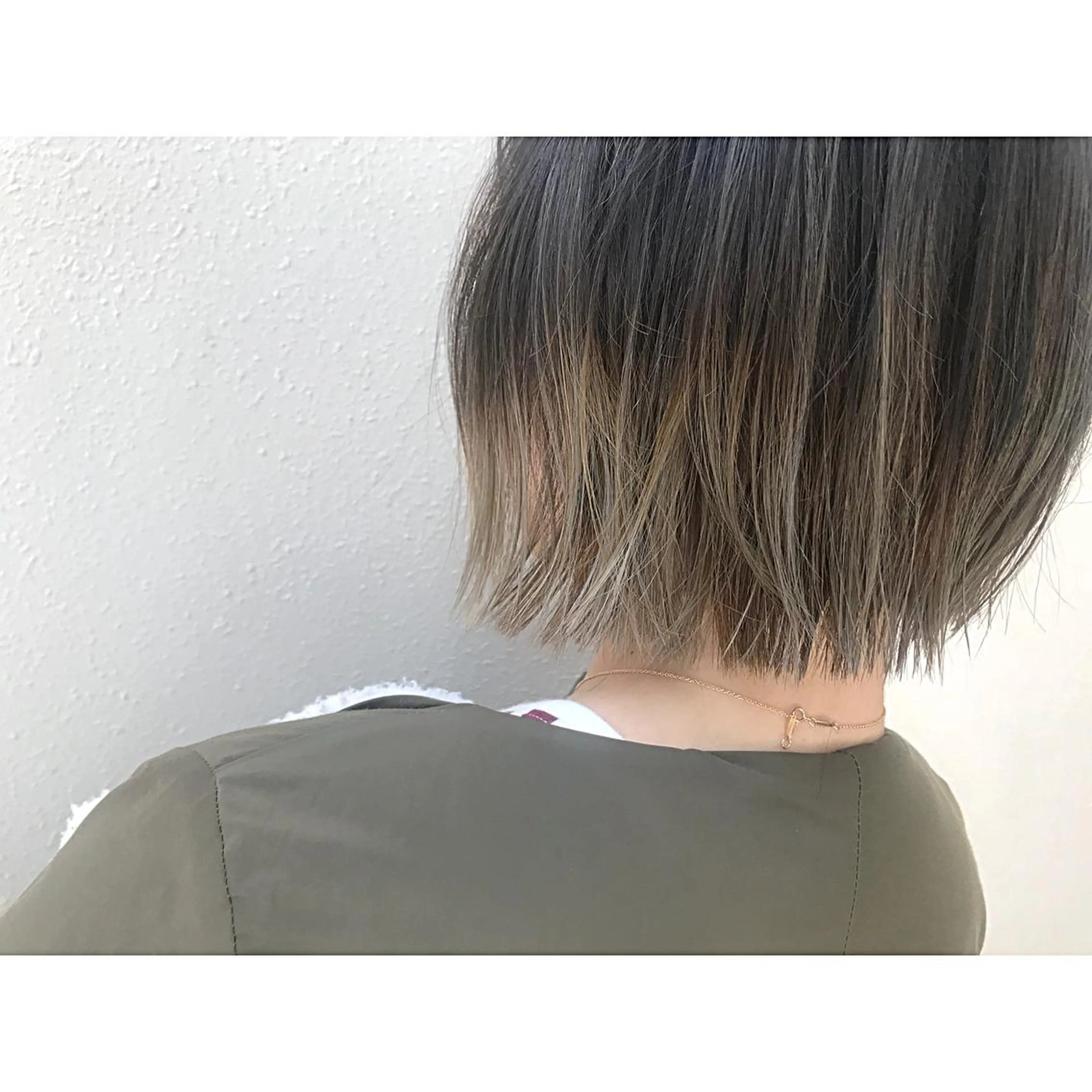 ショート カラー アディクシーカラー グラデーションカラー カット ヘアカラー トリートメント 荒木 拓也のヘアスタイル