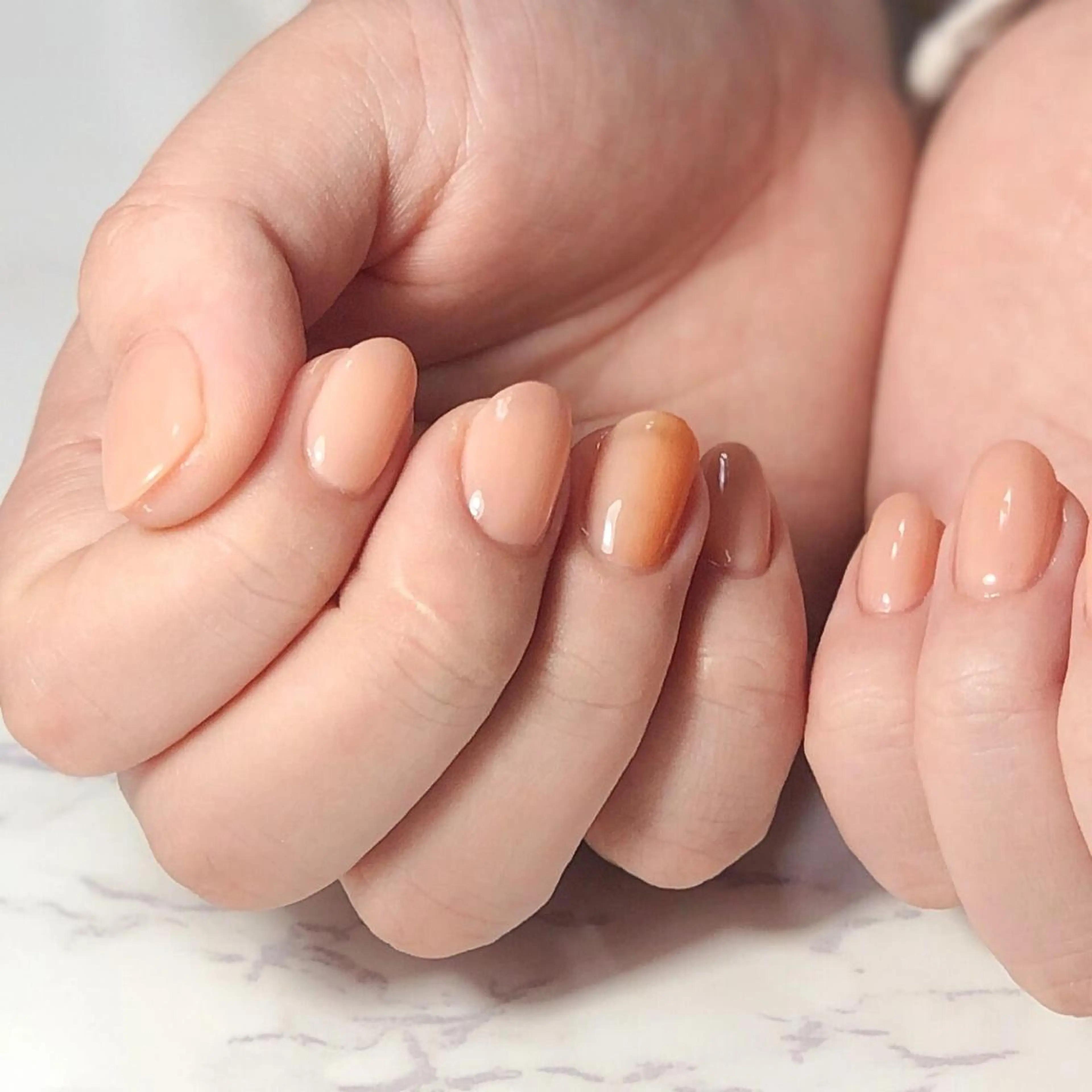 ネイル ジェルネイル オフィスネイル ワンカラーネイル オレンジ 辻野 和枝のネイルデザイン