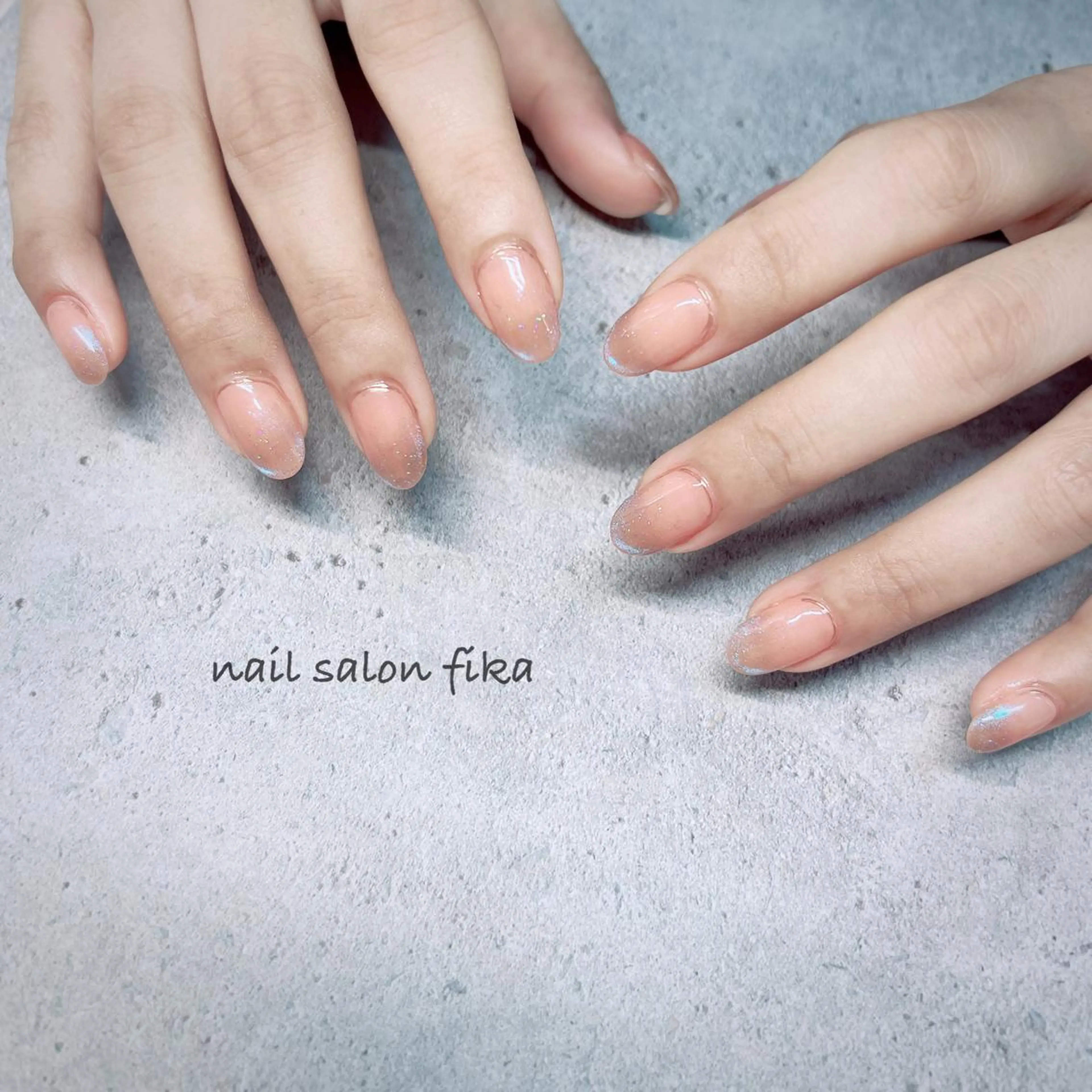 ネイル グラデーション キラキラネイル マグネットネイル シンプルネイル nail salon fikaのネイルデザイン