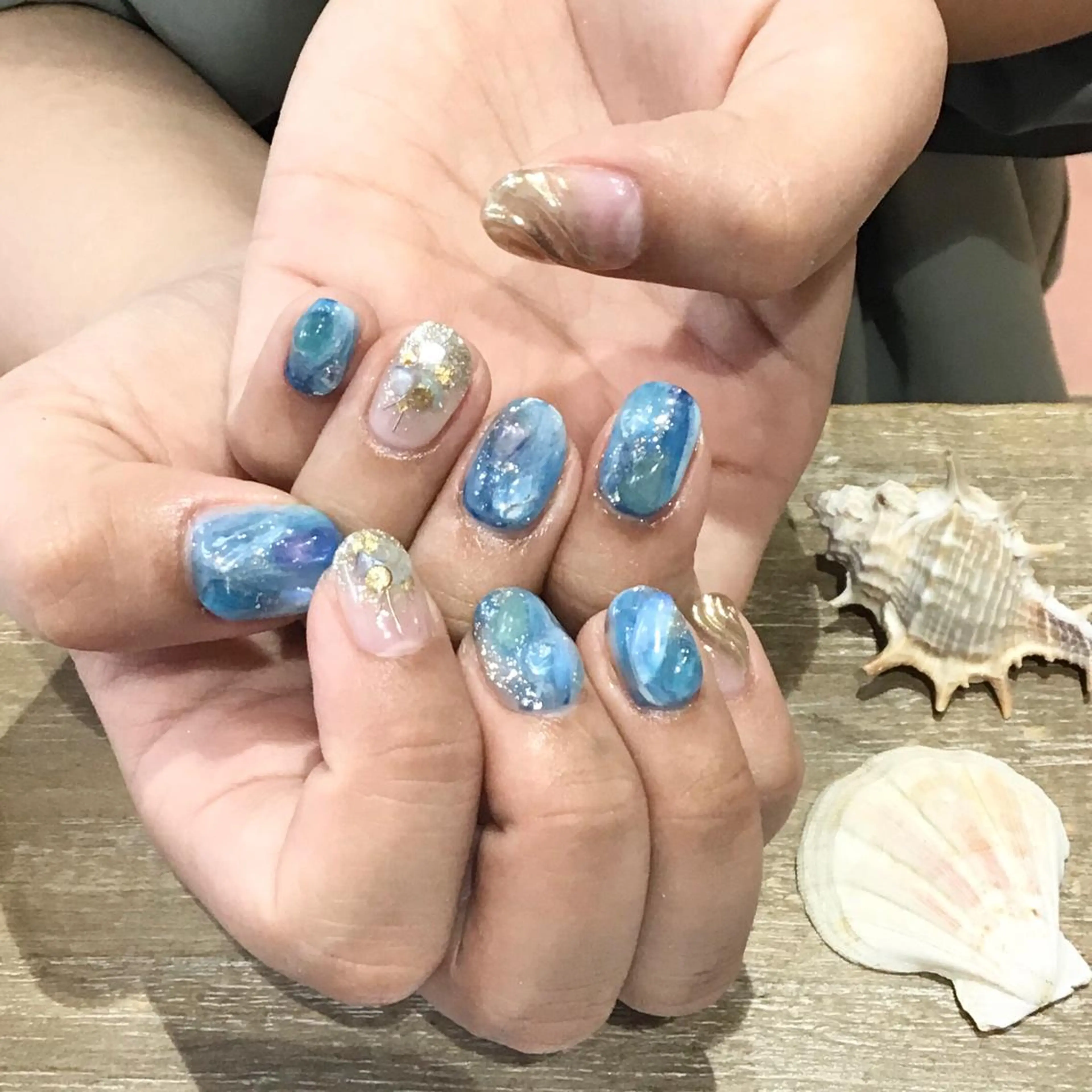 ネイル ハンドネイル Nest 三田のマツエク・マツパデザイン