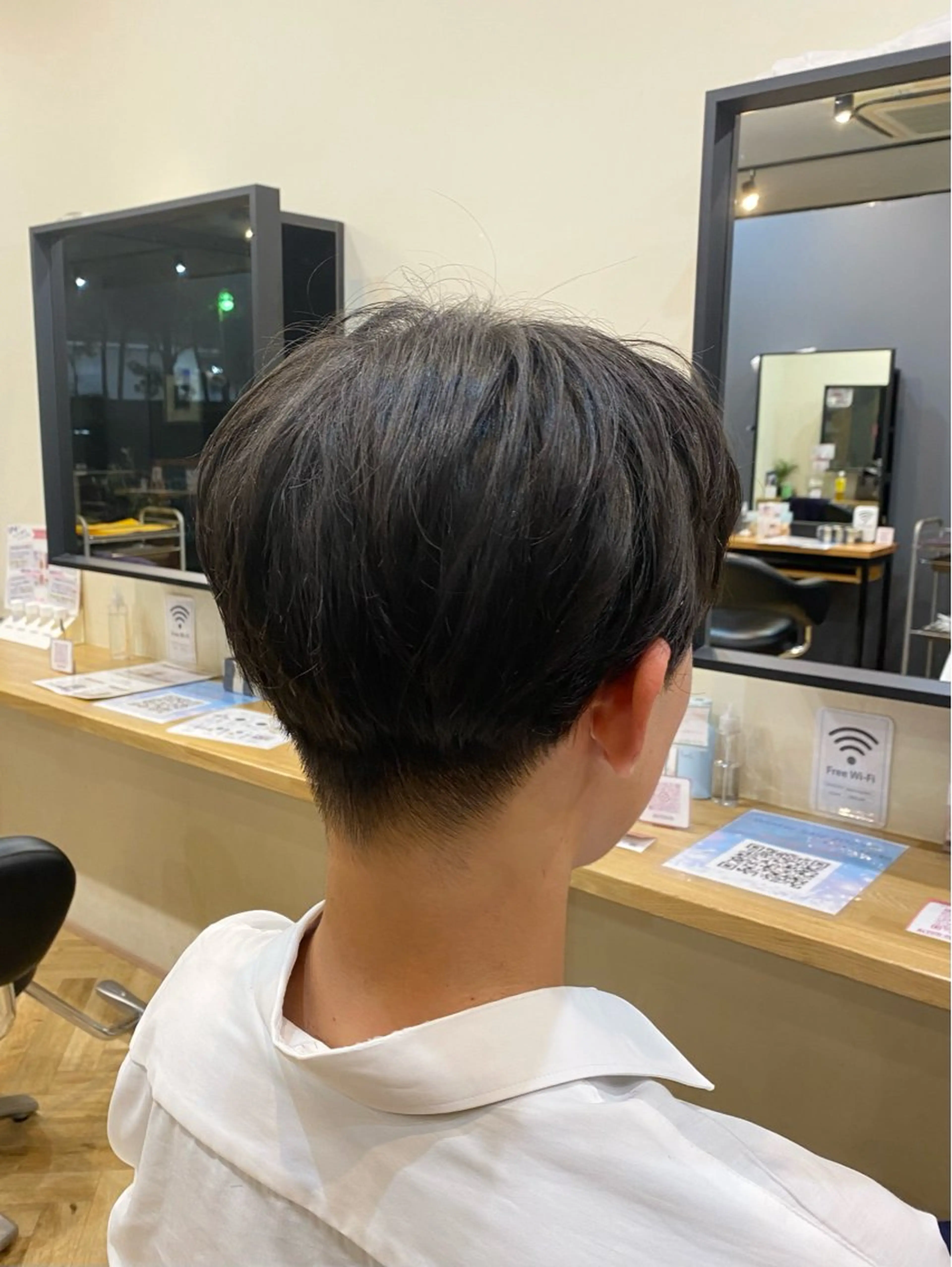 ショート メンズ マッシュ 刈り上げ カット 今吉舞美 /ケアパーマ/鎌取のヘアスタイル