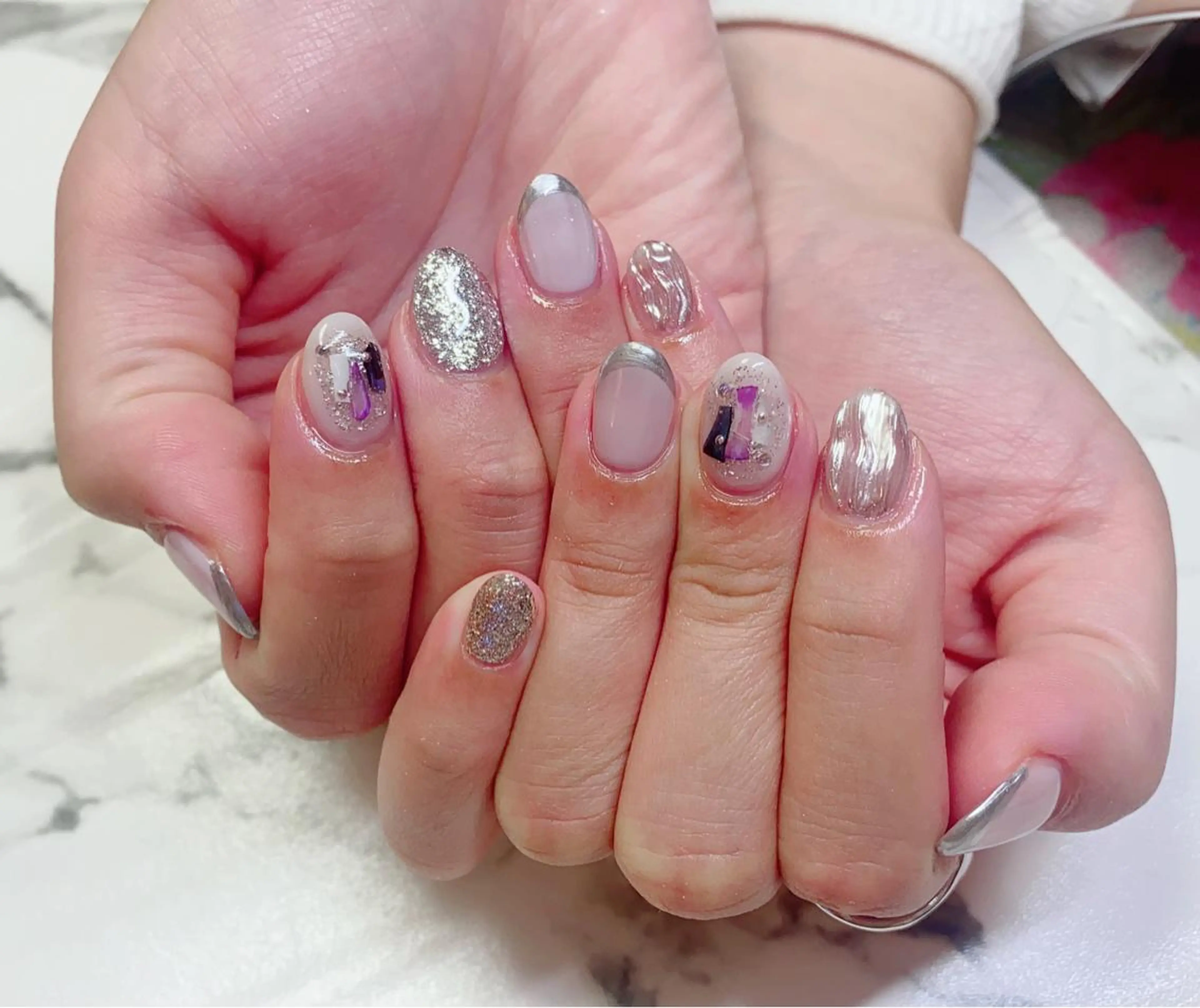 カラー ネイル Q Free nailsのネイルデザイン