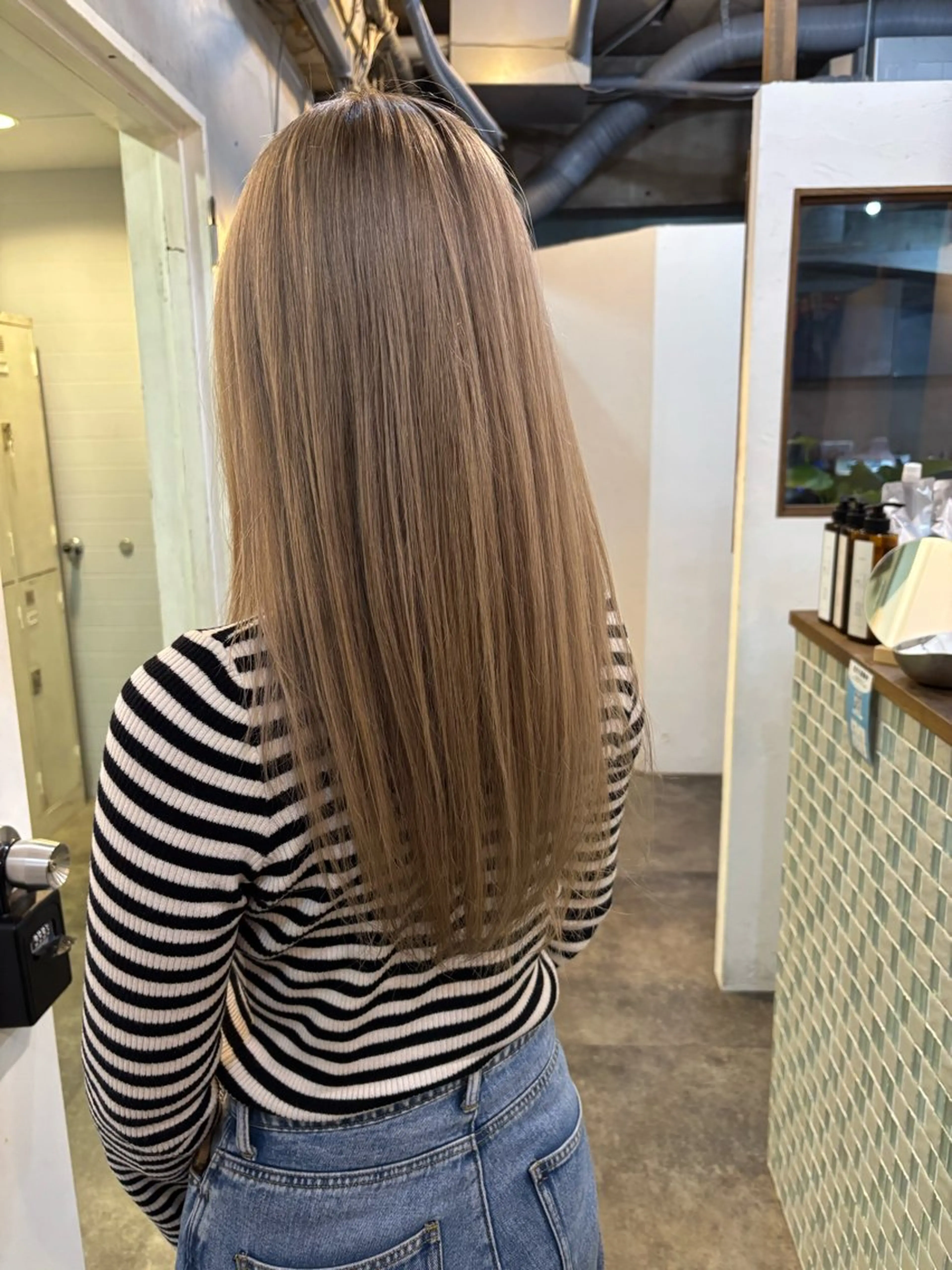 ロング ロアヘアーコーディネート所属・LoRE🎀カラー/ 縮毛矯正/ブリーチのヘアスタイル