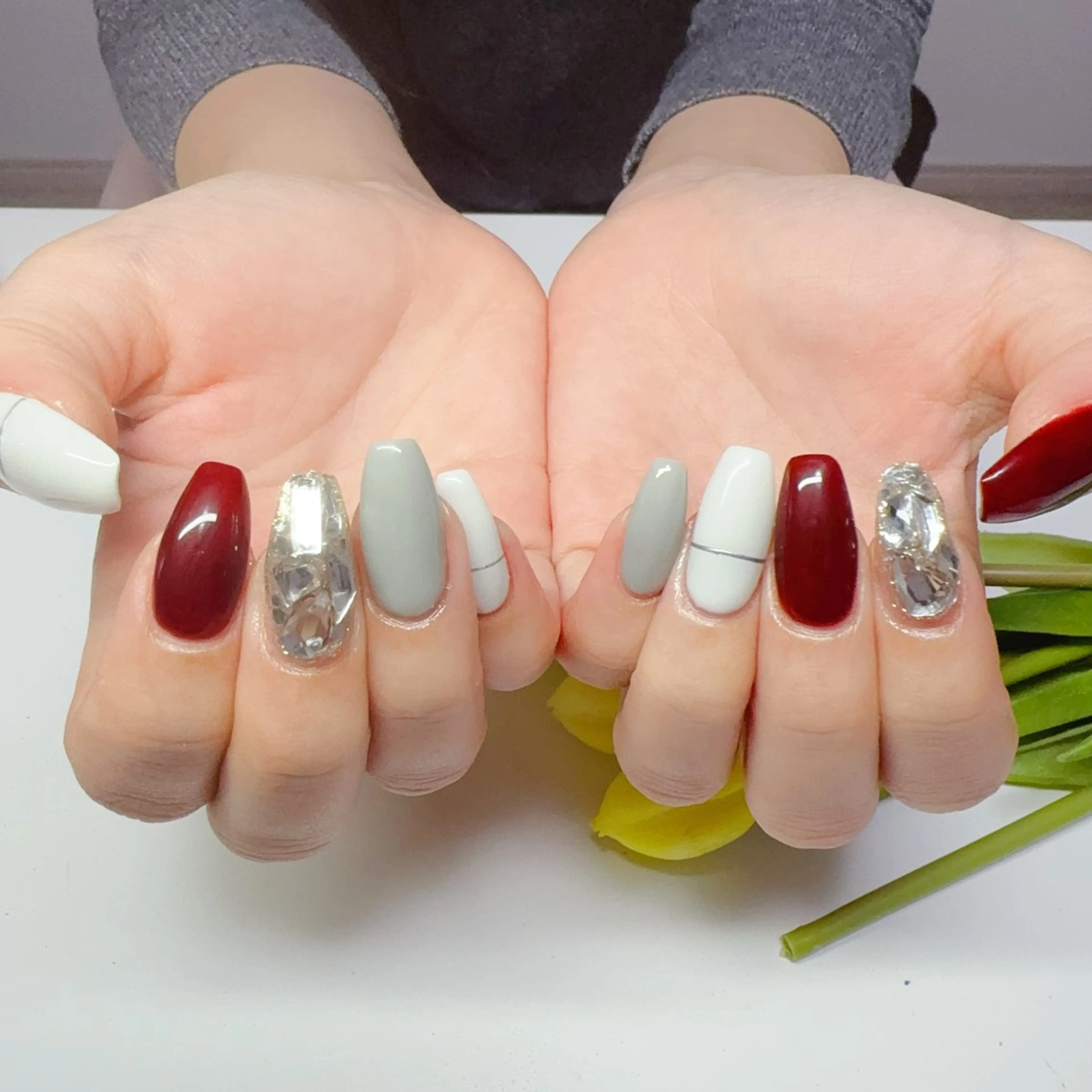 ネイル ハンドネイル YUYI.nail salonのネイルデザイン
