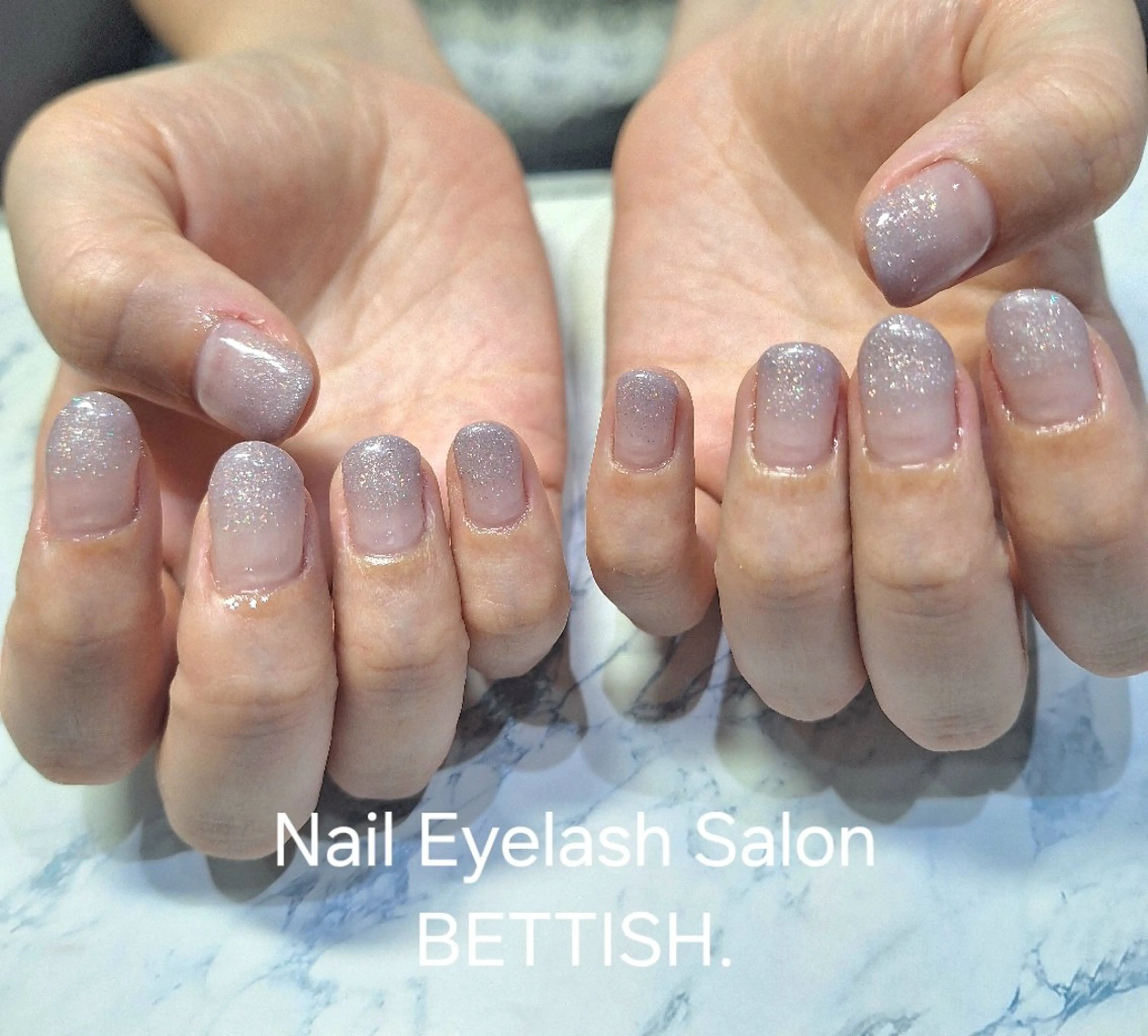 ネイル グラデーション キラキラネイル パープル BETTISH　 　AIRIのネイルデザイン