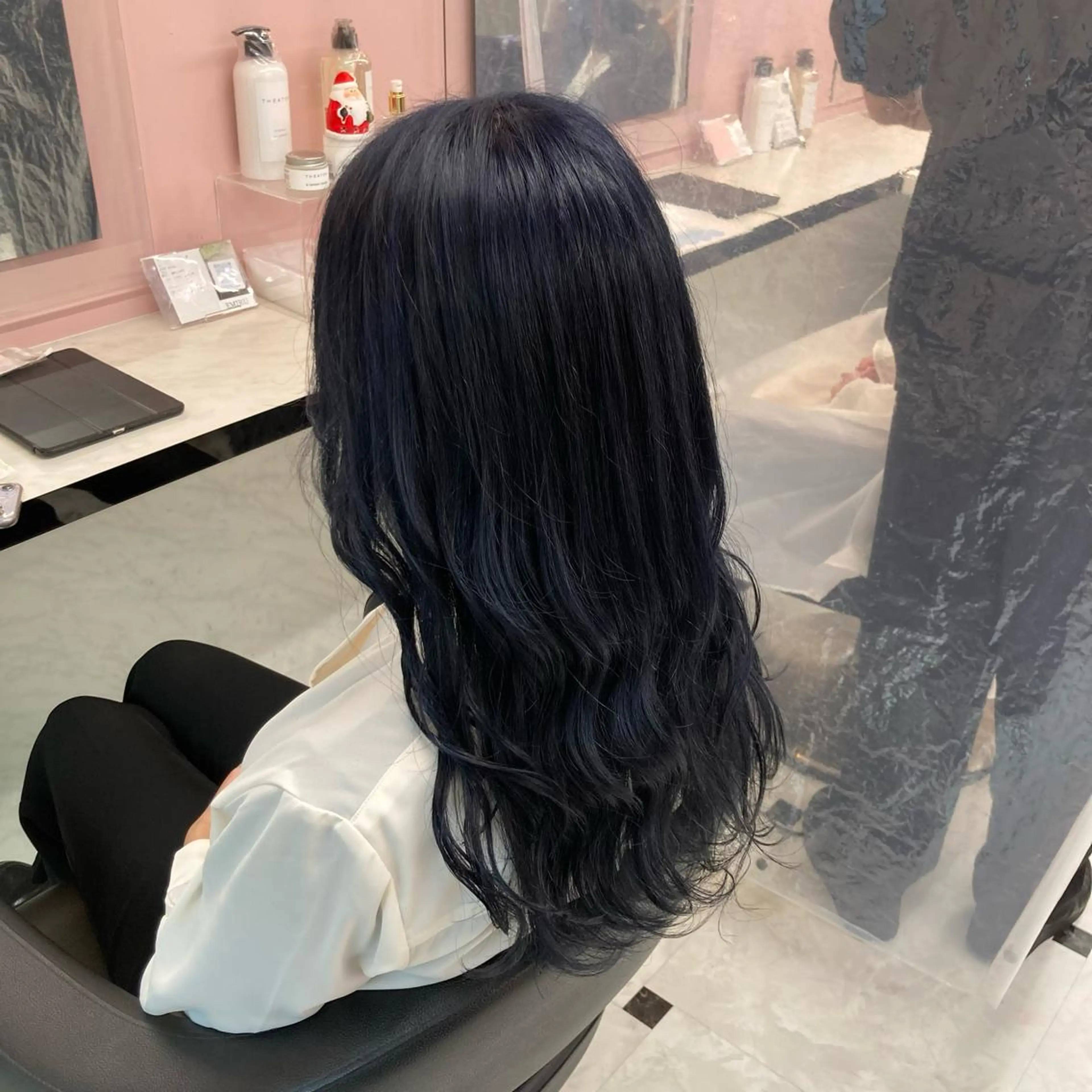 ミディアム カラー 似合わせカット EMIL/上野駅近 /ブリーチ縮毛矯正のヘアスタイル