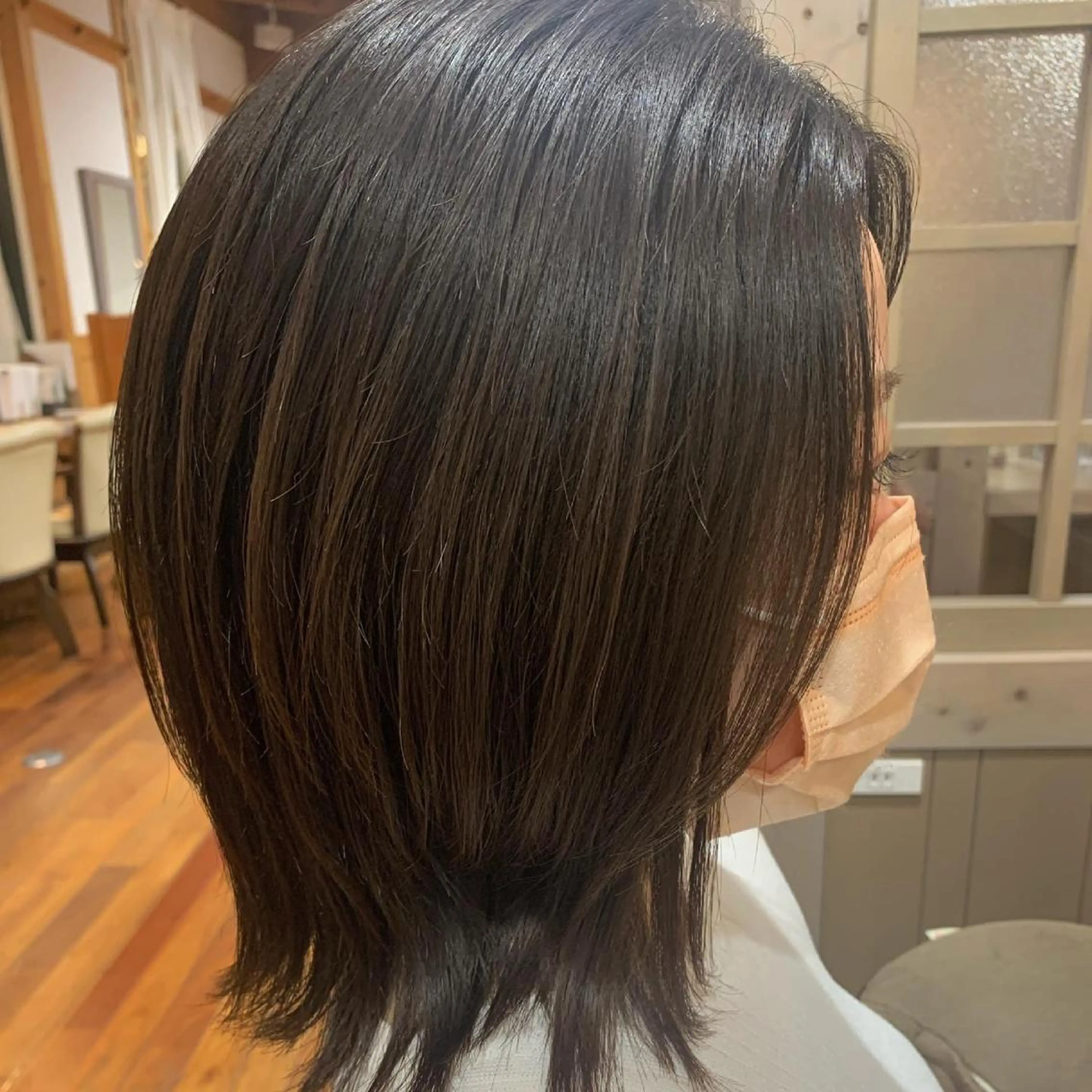 ミディアム レイヤーカット 狩野 くるみのヘアスタイル
