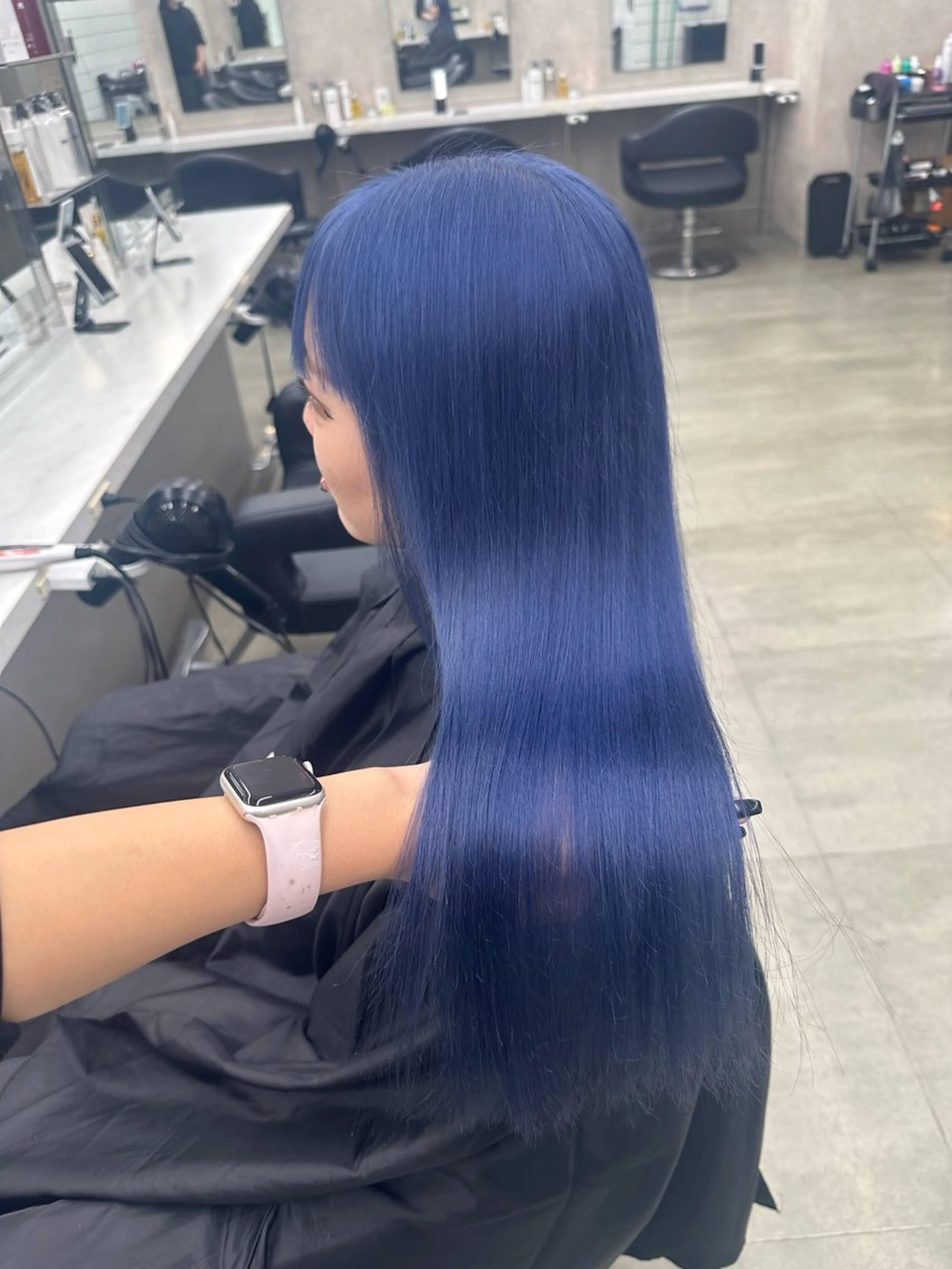 ロング カラー ベージュカラー 黒髪 ブリーチ ブルーカラー ブルーブラック 🪞ハイトーン🪞 🤍waka🤍のヘアスタイル