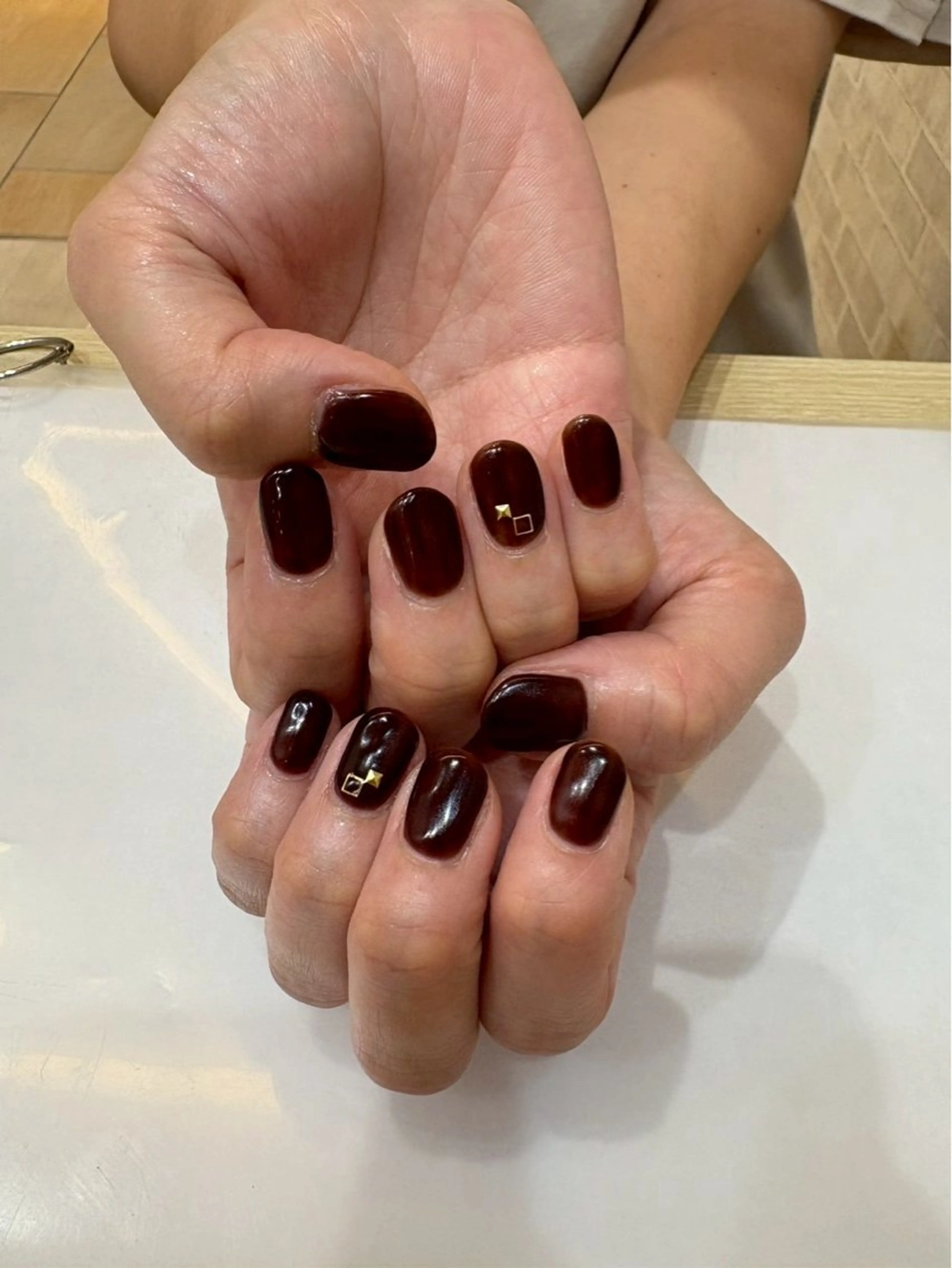 ネイル ワンカラーネイル ハンドネイル 倉持 莉璃朱のネイルデザイン