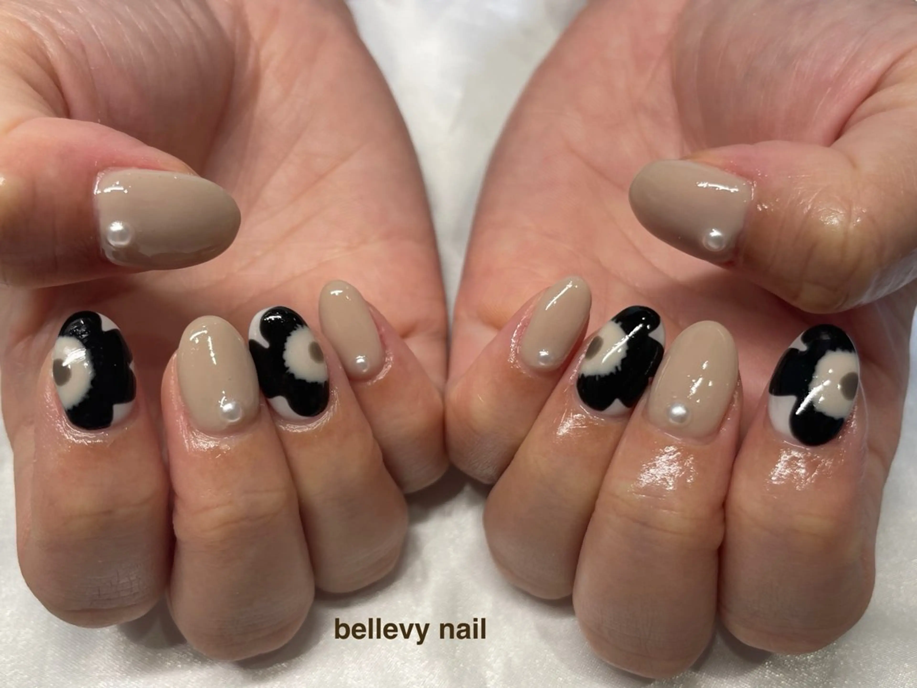 ネイル bellevy所属・藤原 はずきのネイルデザイン