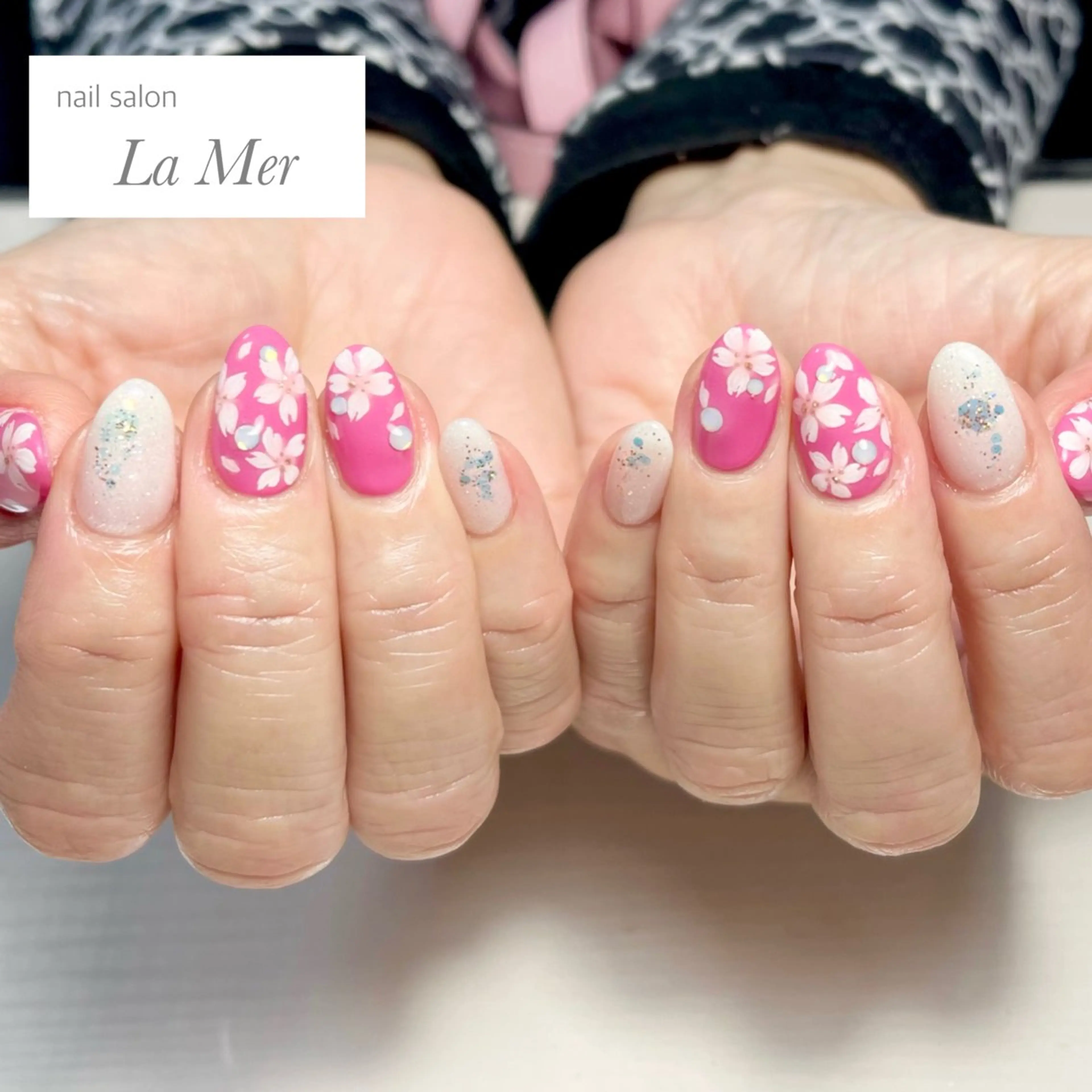 ネイル オーロラネイル 桜ネイル フラワーネイル オフィスネイル ピンク ハンドネイル nailsalon La Merのネイルデザイン