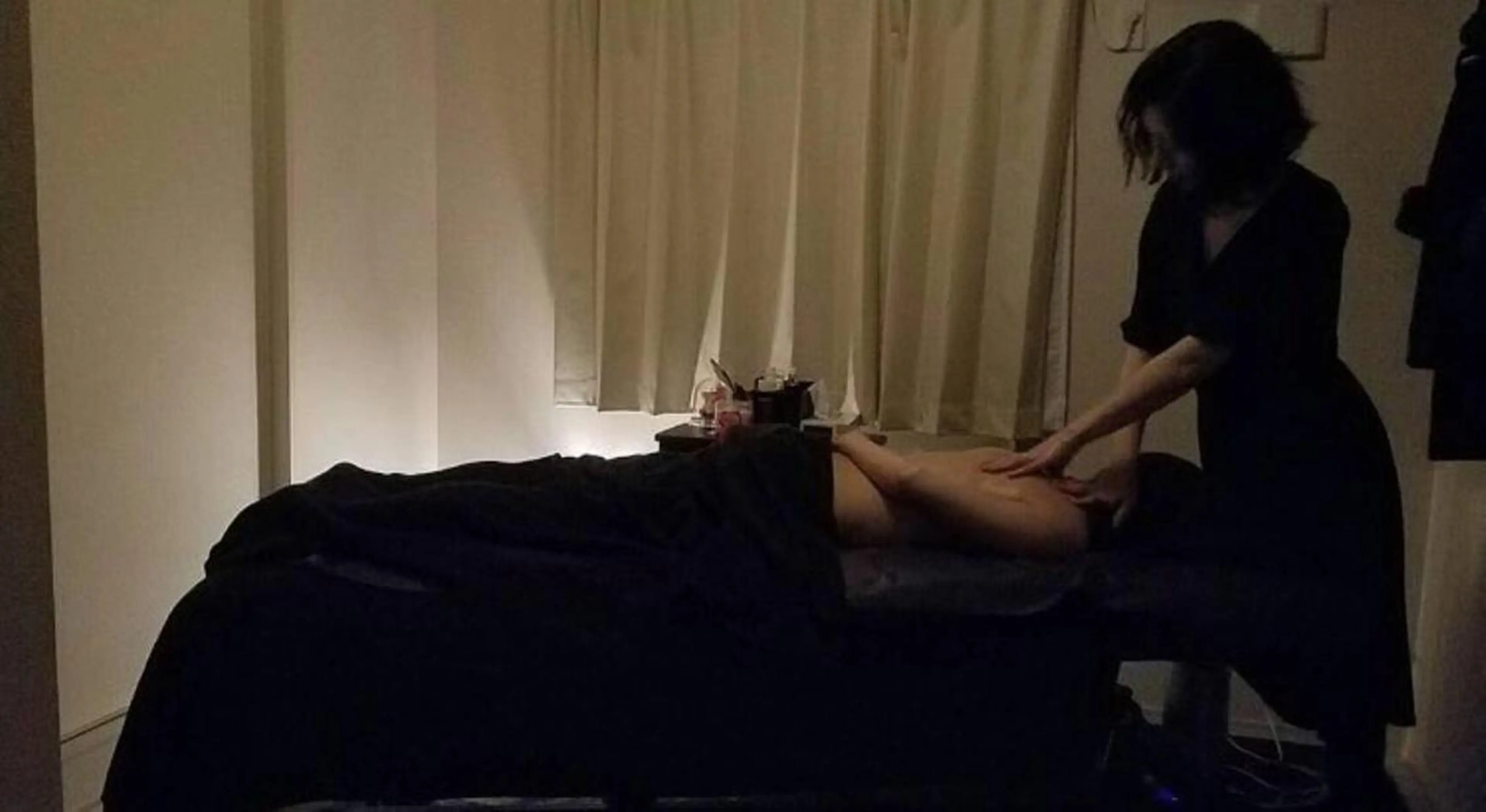 セミロング カラー パーマ ヘアアレンジ メンズ キッズ ネイル マツエク・マツパ アニメ,Vオタク× 即効痩せエステサロンのエステ・リラクイメージ