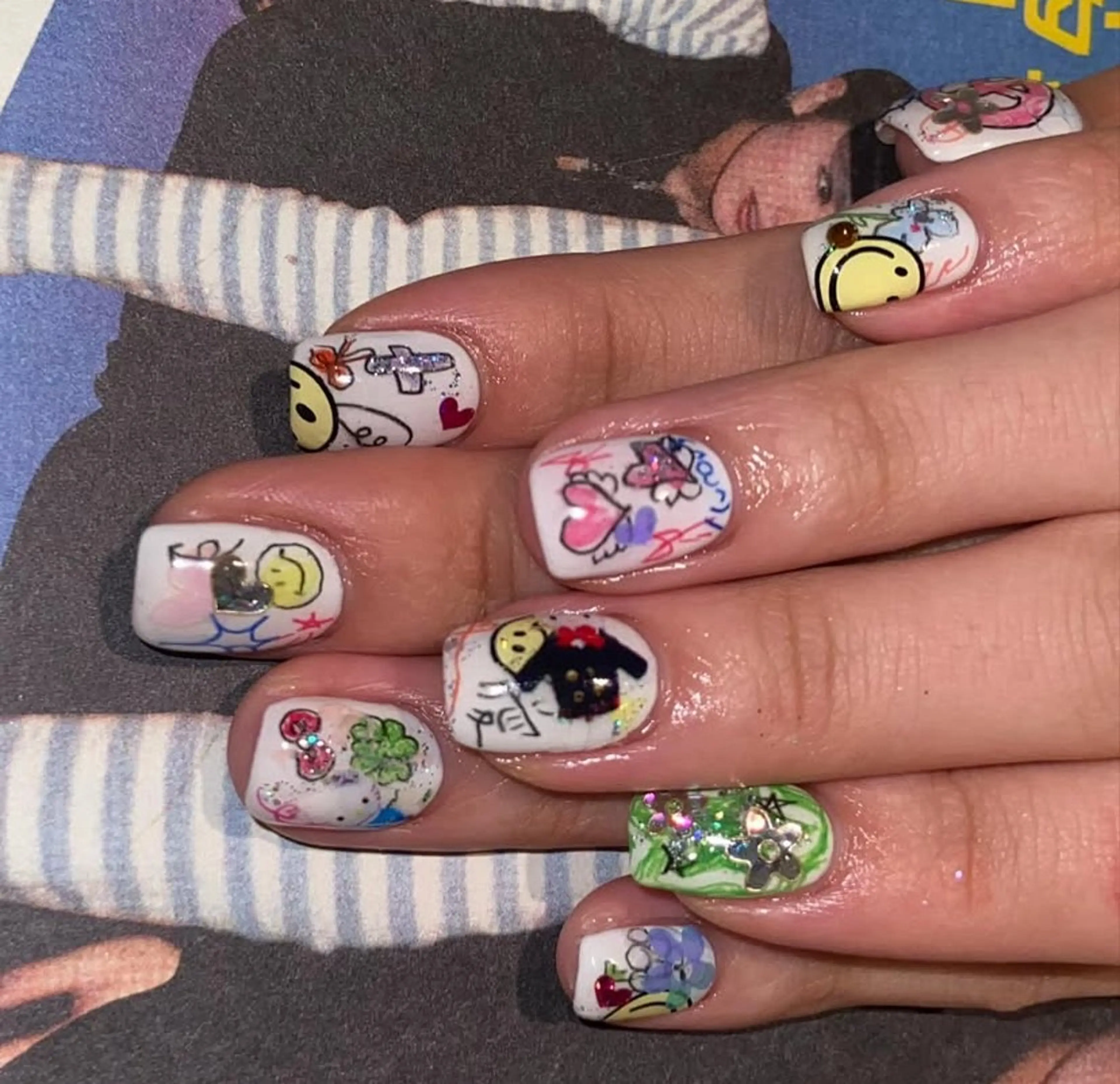 ネイル yoshinami hinataのネイルデザイン