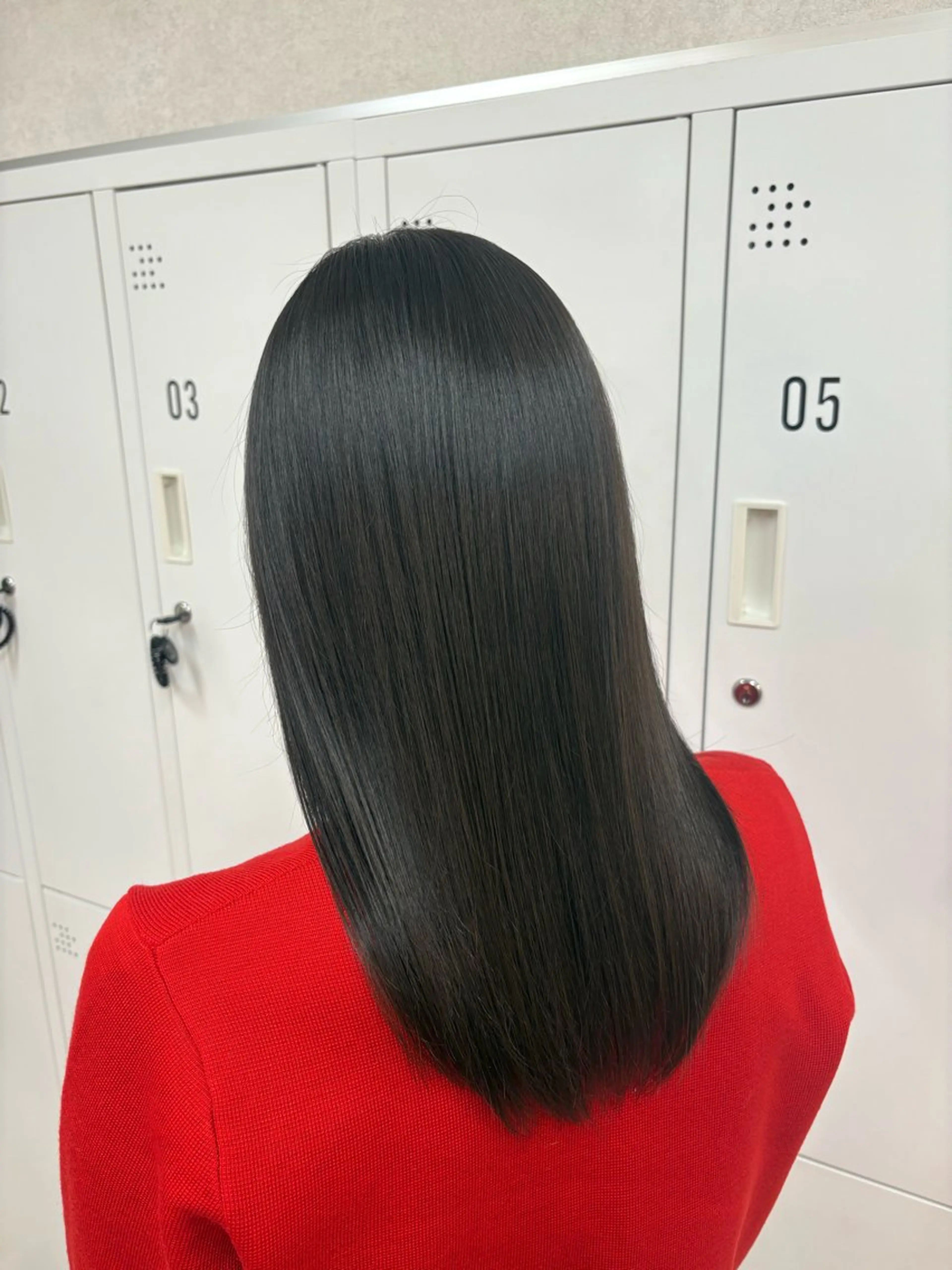 セミロング アッシュ カット ヘアカラー トリートメント formage所属・小澤 佑之介 / 艶髪/髪質改善のヘアスタイル