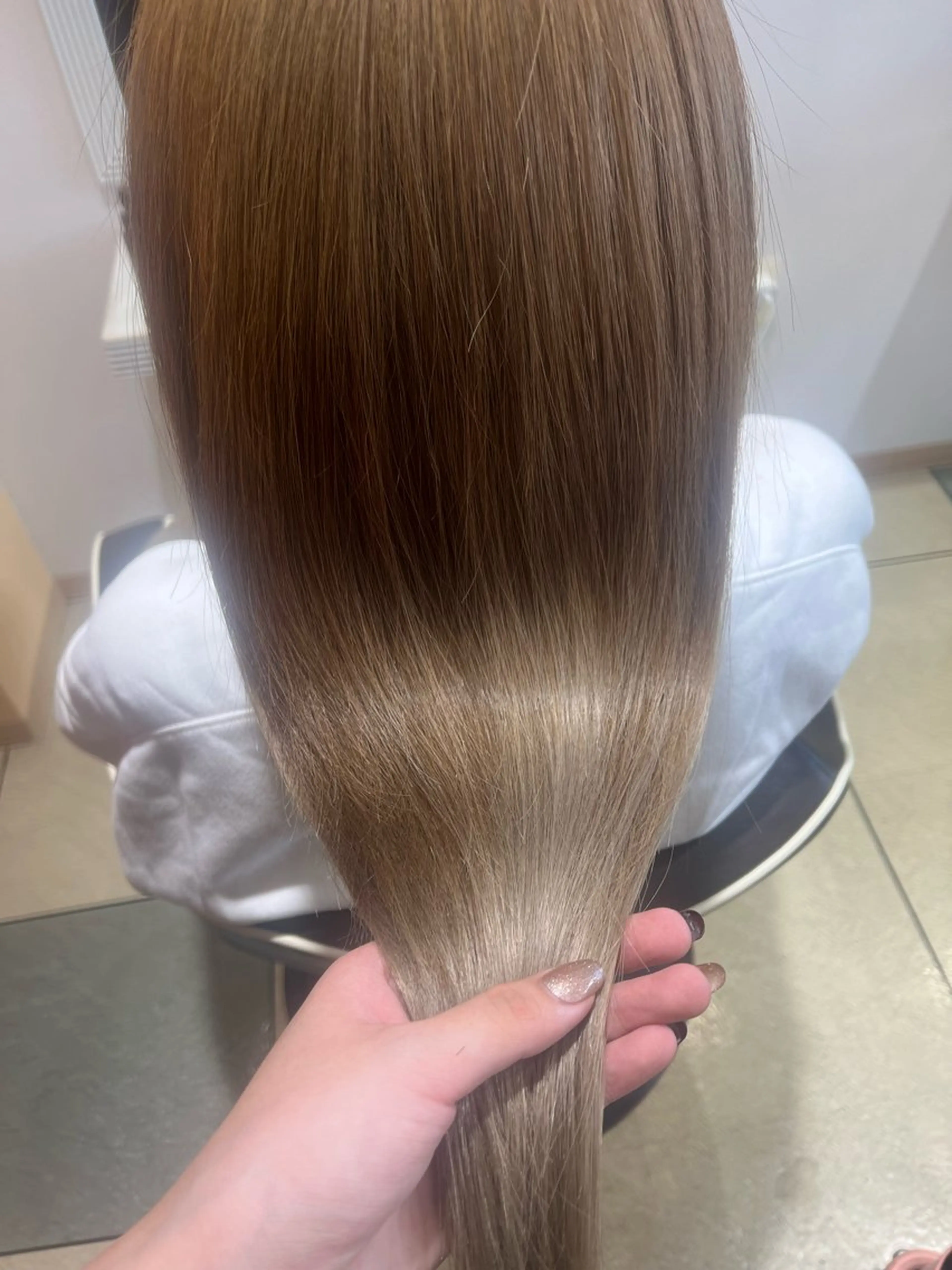 ロング カラー ベージュカラー⌇﻿ くびれヘア.𐙚心音のヘアスタイル