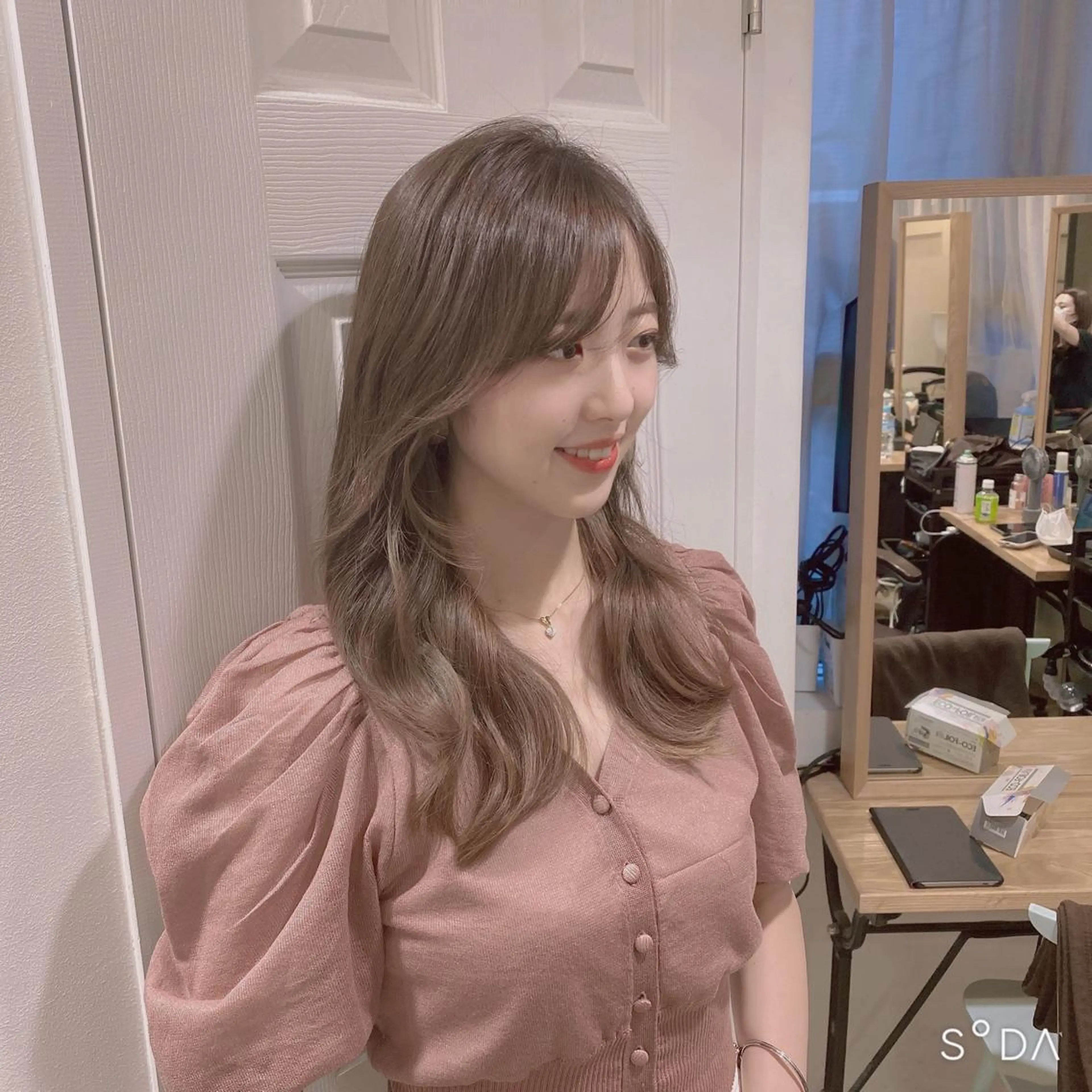 セミロング カット ヘアカラー トリートメント La paix所属・パーソナルカラー lapiax阿部のヘアスタイル