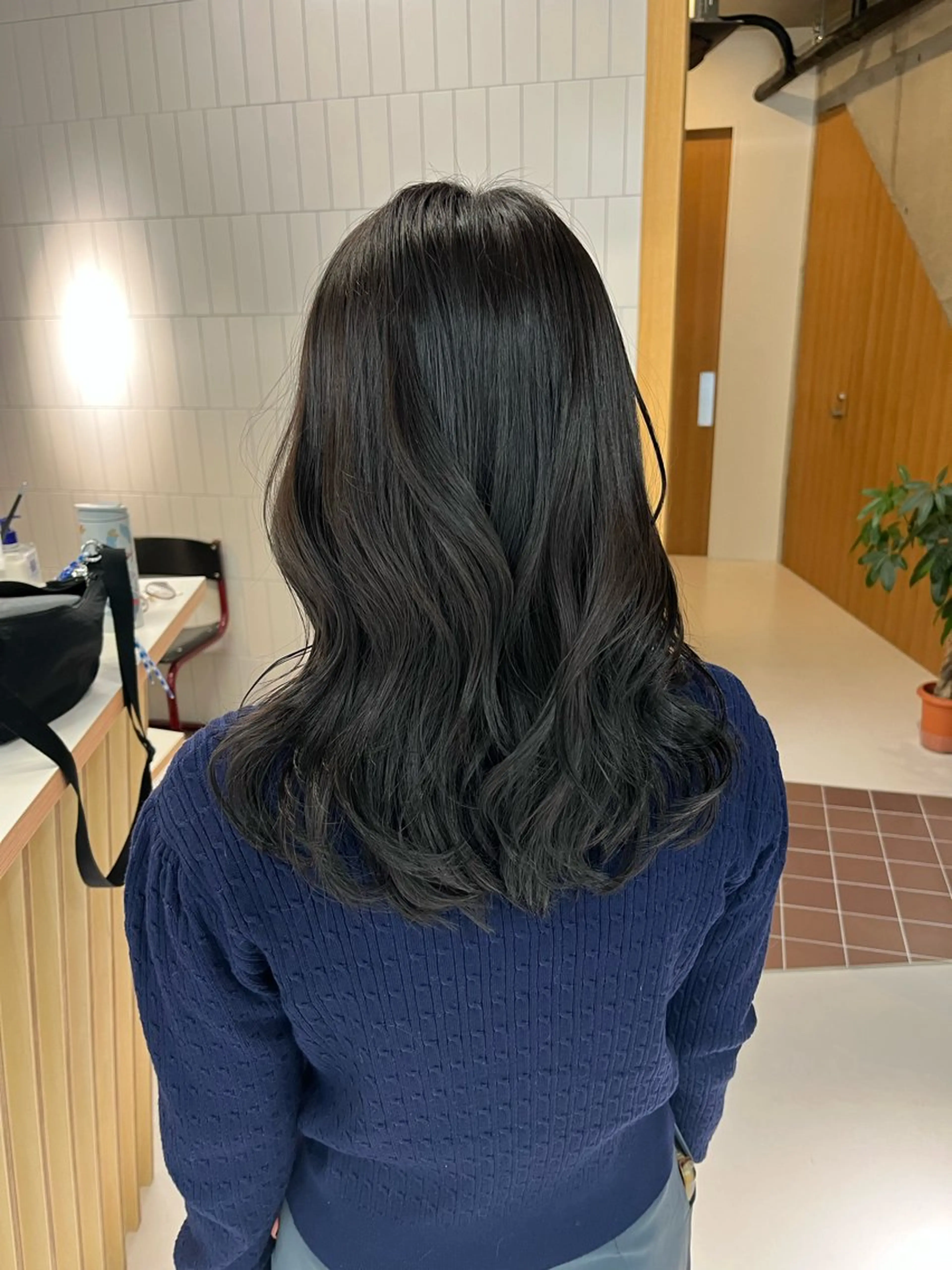 セミロング カット ヘアカラー トリートメント nagi所属・横田直也／韓国風 レイヤーカット／千種のヘアスタイル