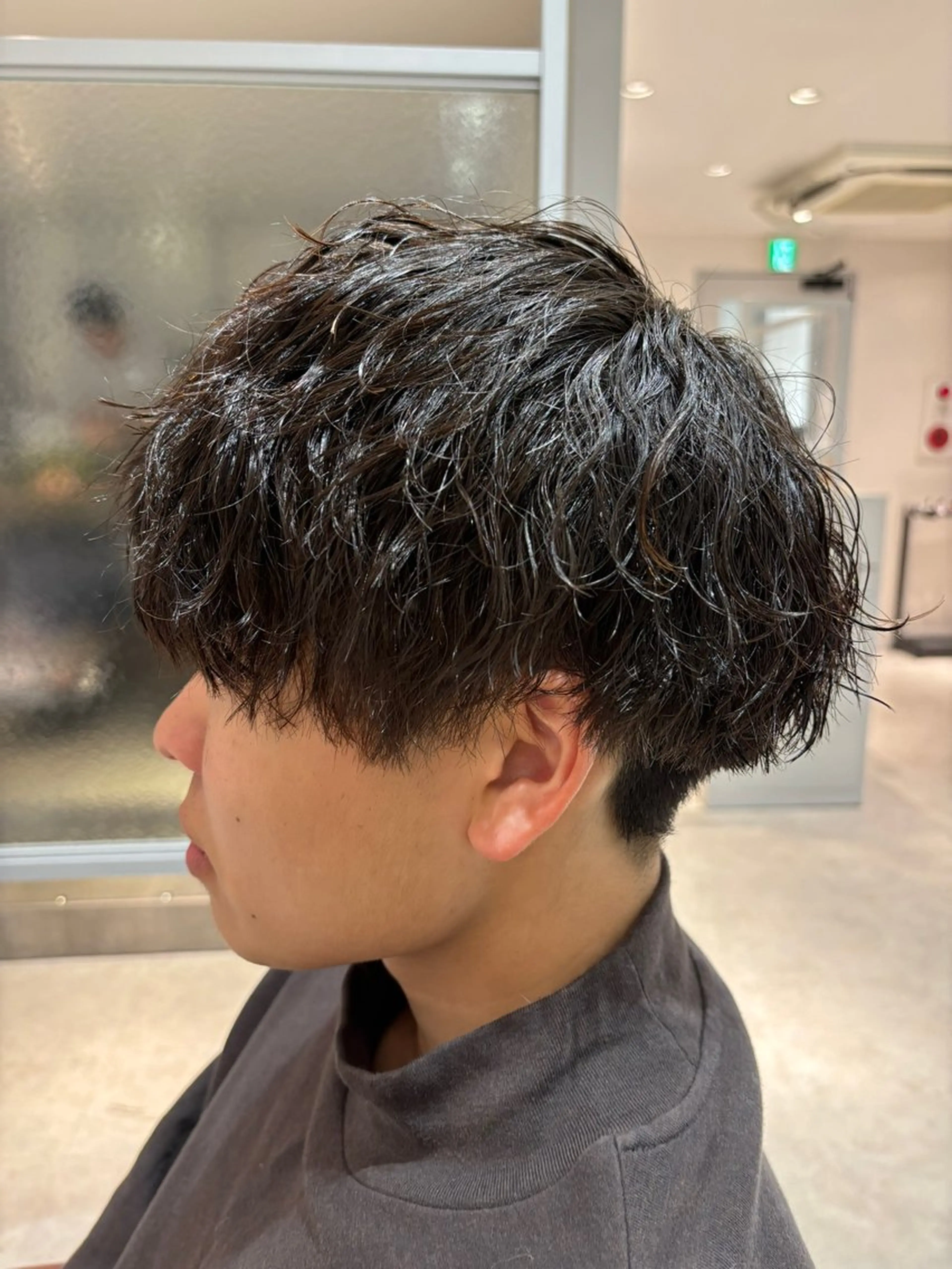 ショート パーマ メンズ カルマパーマ韓国ヘア shiryuのヘアスタイル