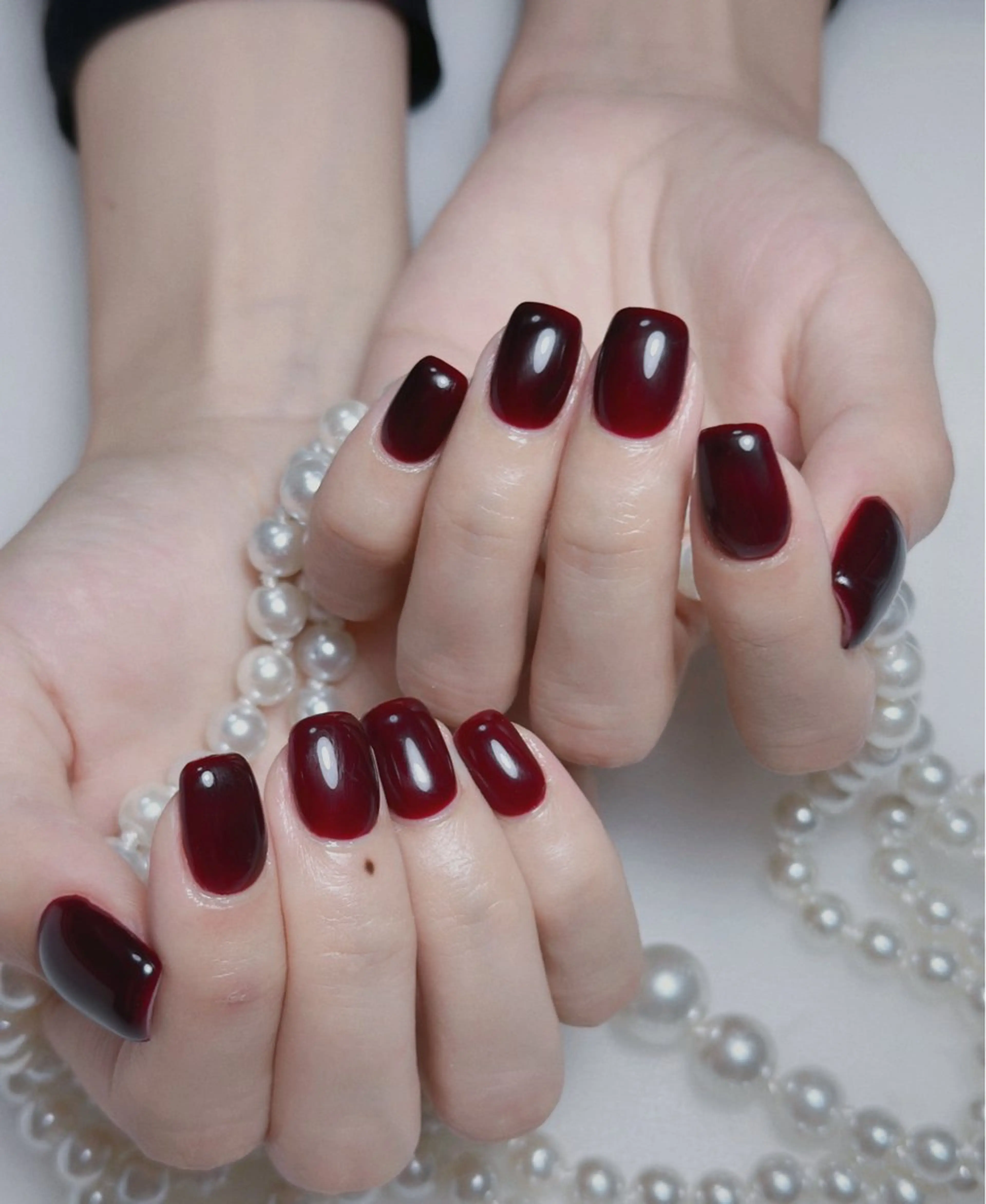 ネイル オーロラネイル 長さ出し フットネイル 韓国ネイル ラメ(グリッター) ハンドネイル 👍thumbs up nail👍のネイルデザイン