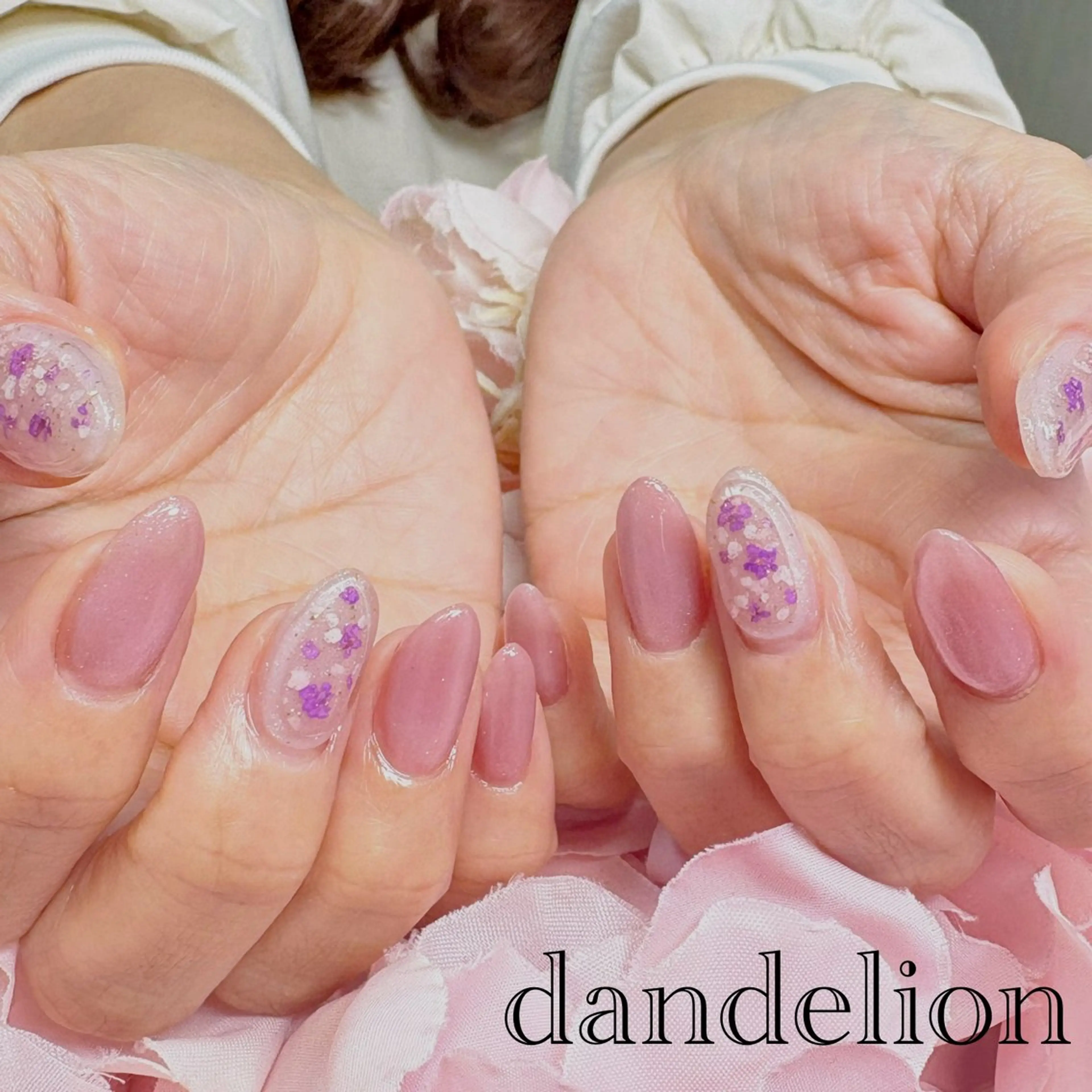 ネイル ハンドネイル ハンドケア dandelion ダンデライオンのネイルデザイン