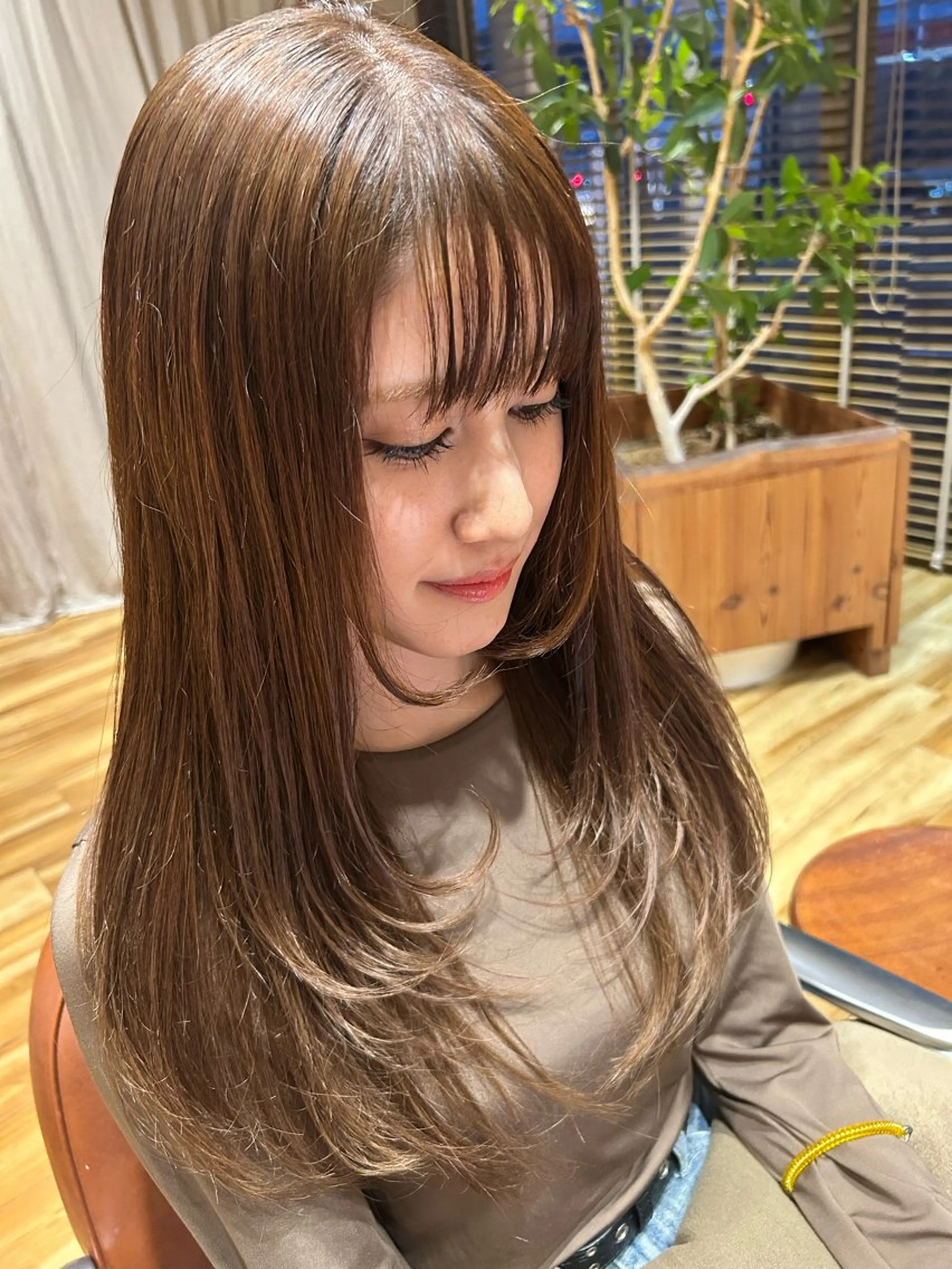 ロング レイヤーカット hair salon komorebi所属・韓国風/レイヤーカッ トmanamiのヘアスタイル