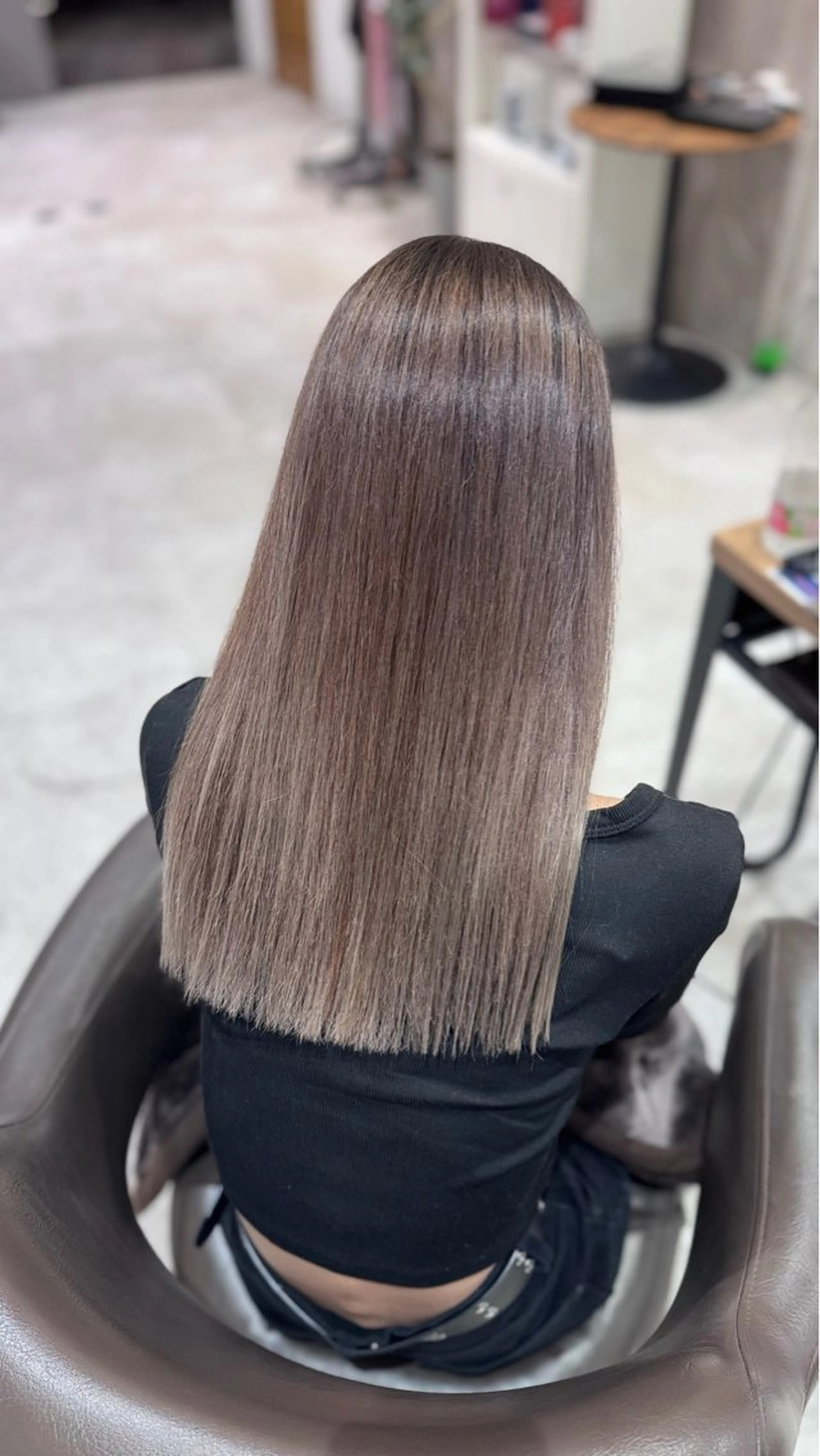 ロング カラー バレイヤージュ ブリーチ デザインカラー ハイライトカラー ハイライト リー天王寺所属・Lee天王寺 Rinのヘアスタイル