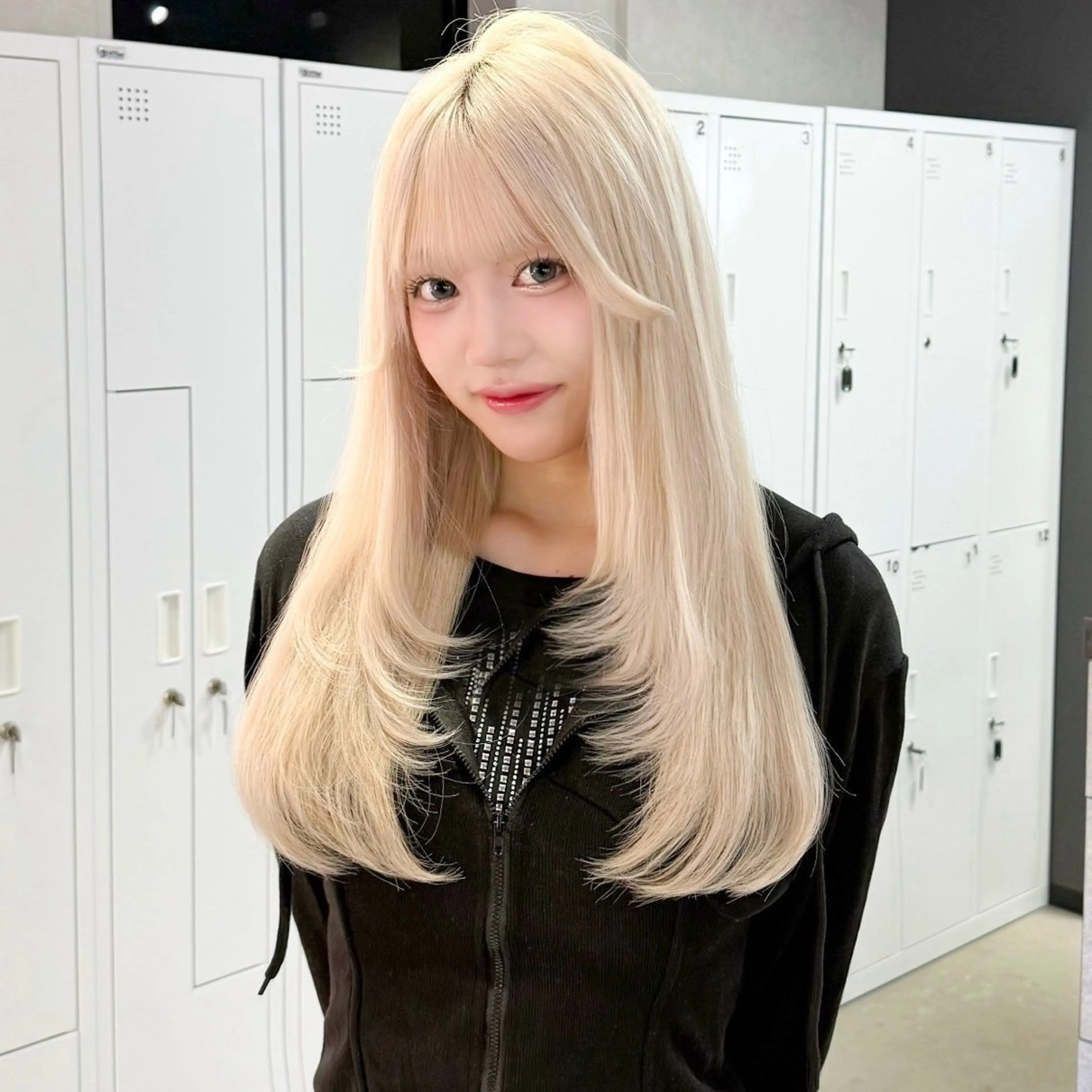 ロング カラー ブロンド ホワイトブロンド レイヤーカット ヘアカラー トリートメント 暖色/ミルクティー /レイヤー/マリア♡のヘアスタイル