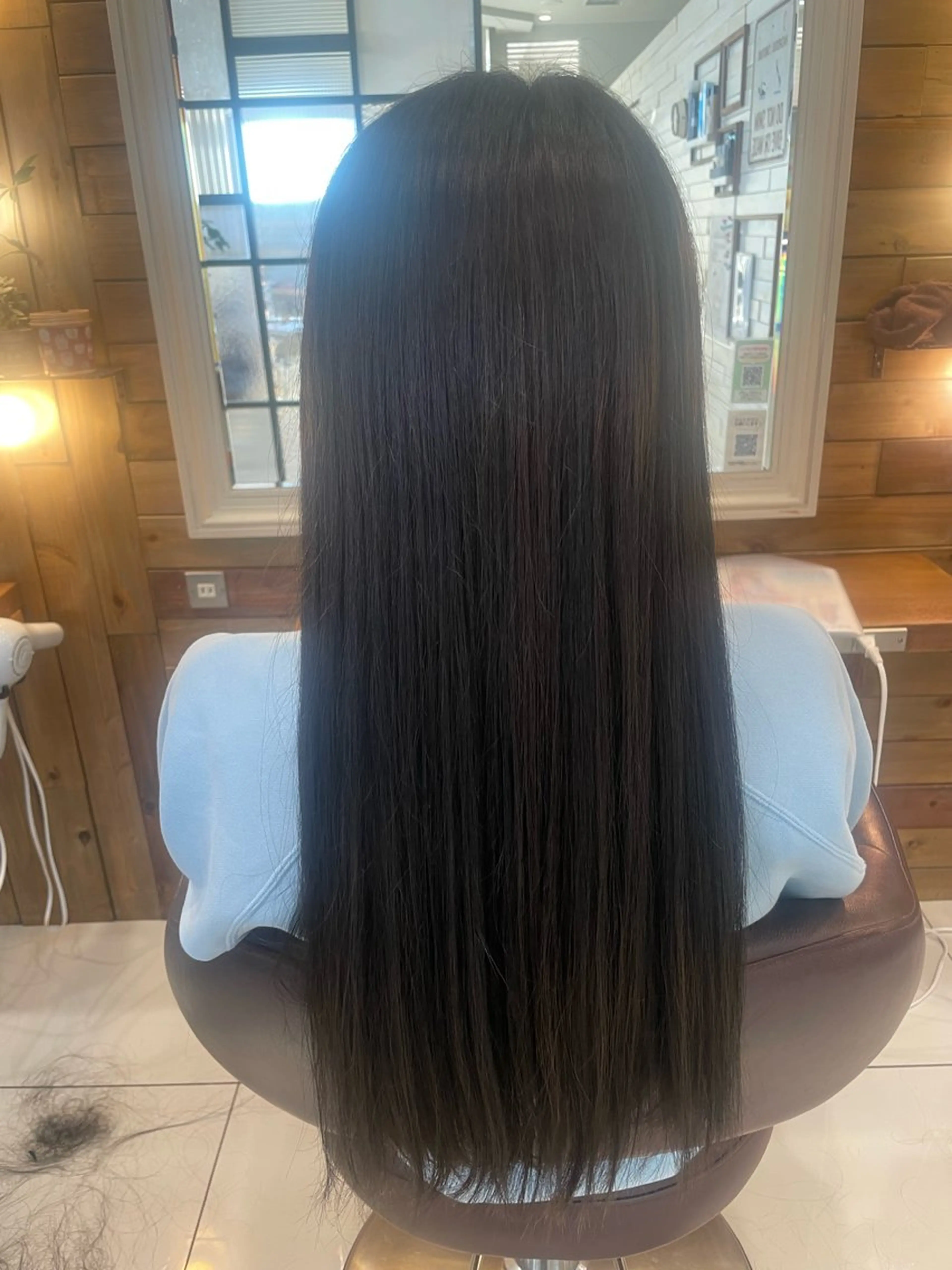 ロング 韓国カラー／エクステ 松戸梨杏のヘアスタイル