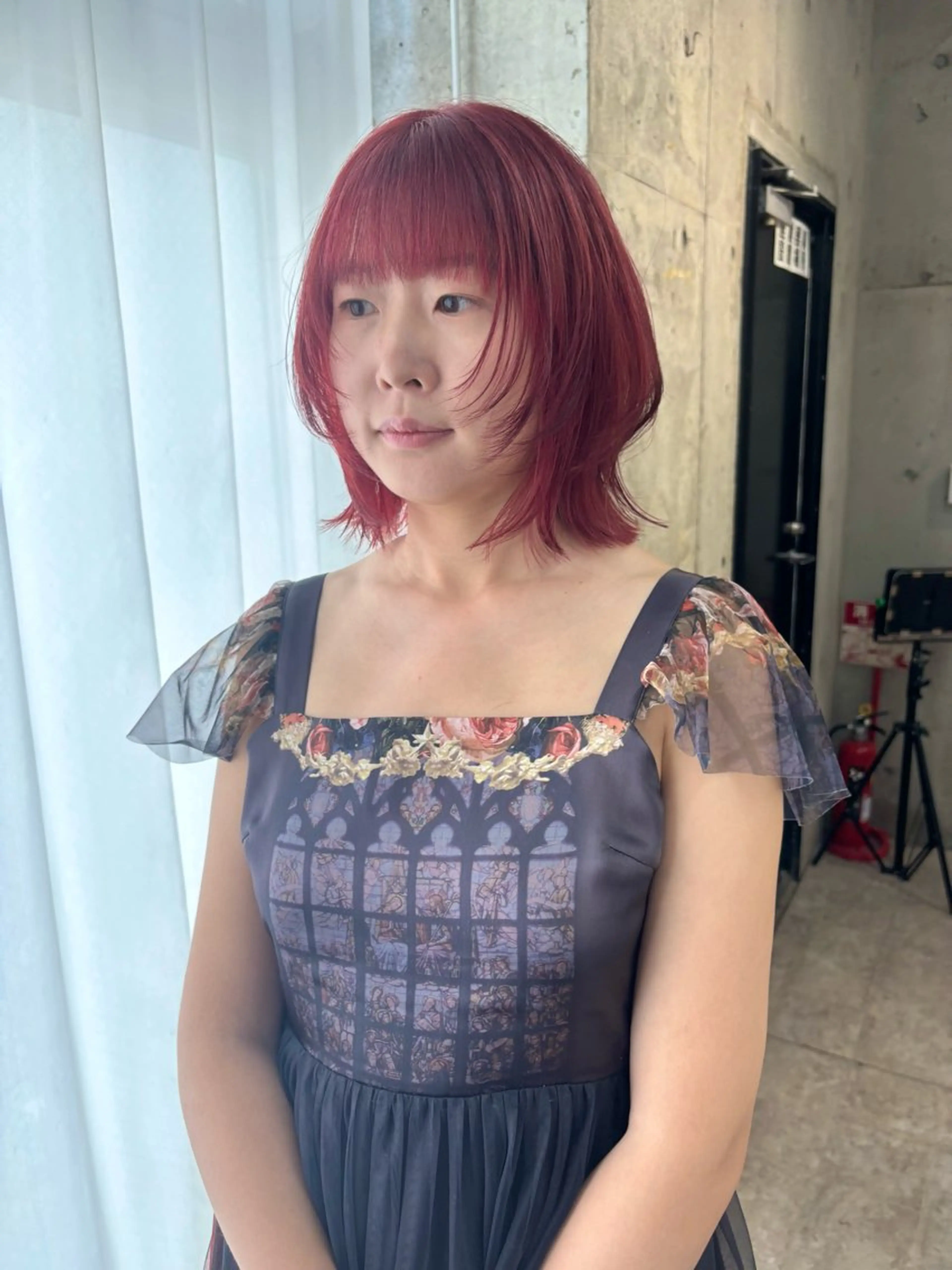 セミロング カラー レッドカラー ボブ レイヤーカット ヘアカラー lani hair salon所属・SHOTO ハイトー ン/デザインカラーのヘアスタイル