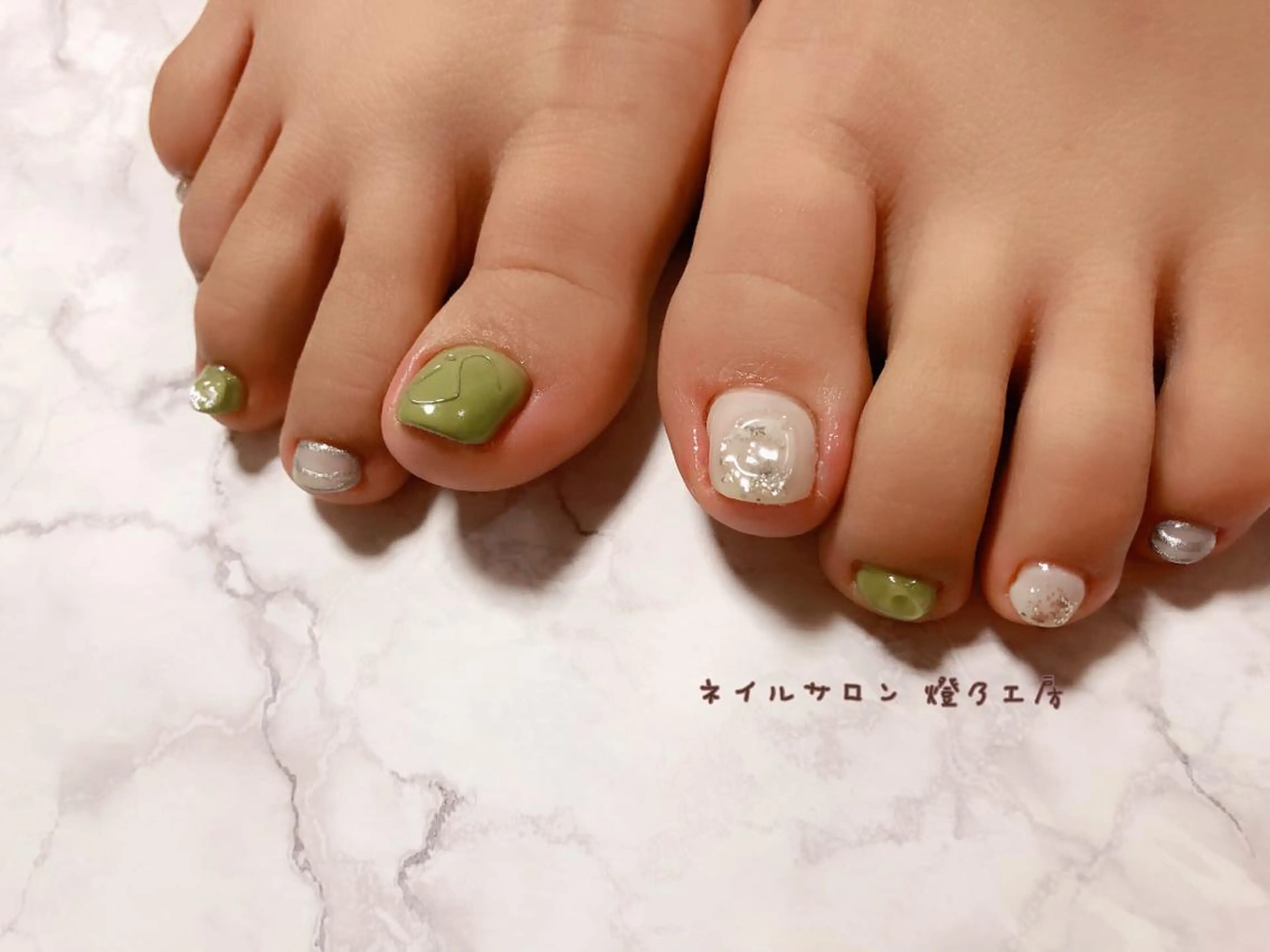 ネイル 伊藤 美里のネイルデザイン