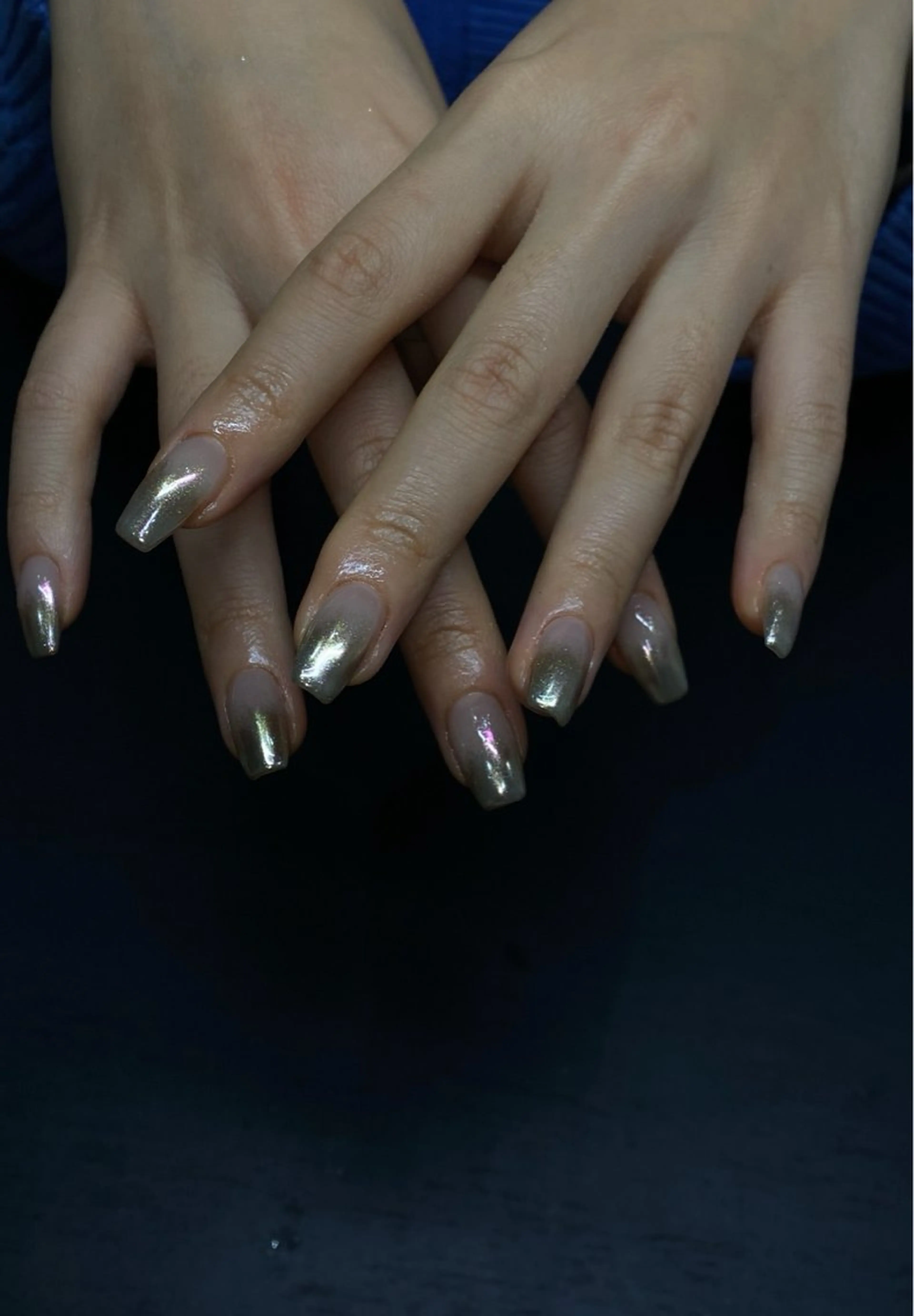 ネイル オーロラネイル ハンドネイル ハンドケア NILATE所属・渡邉 あいのネイルデザイン