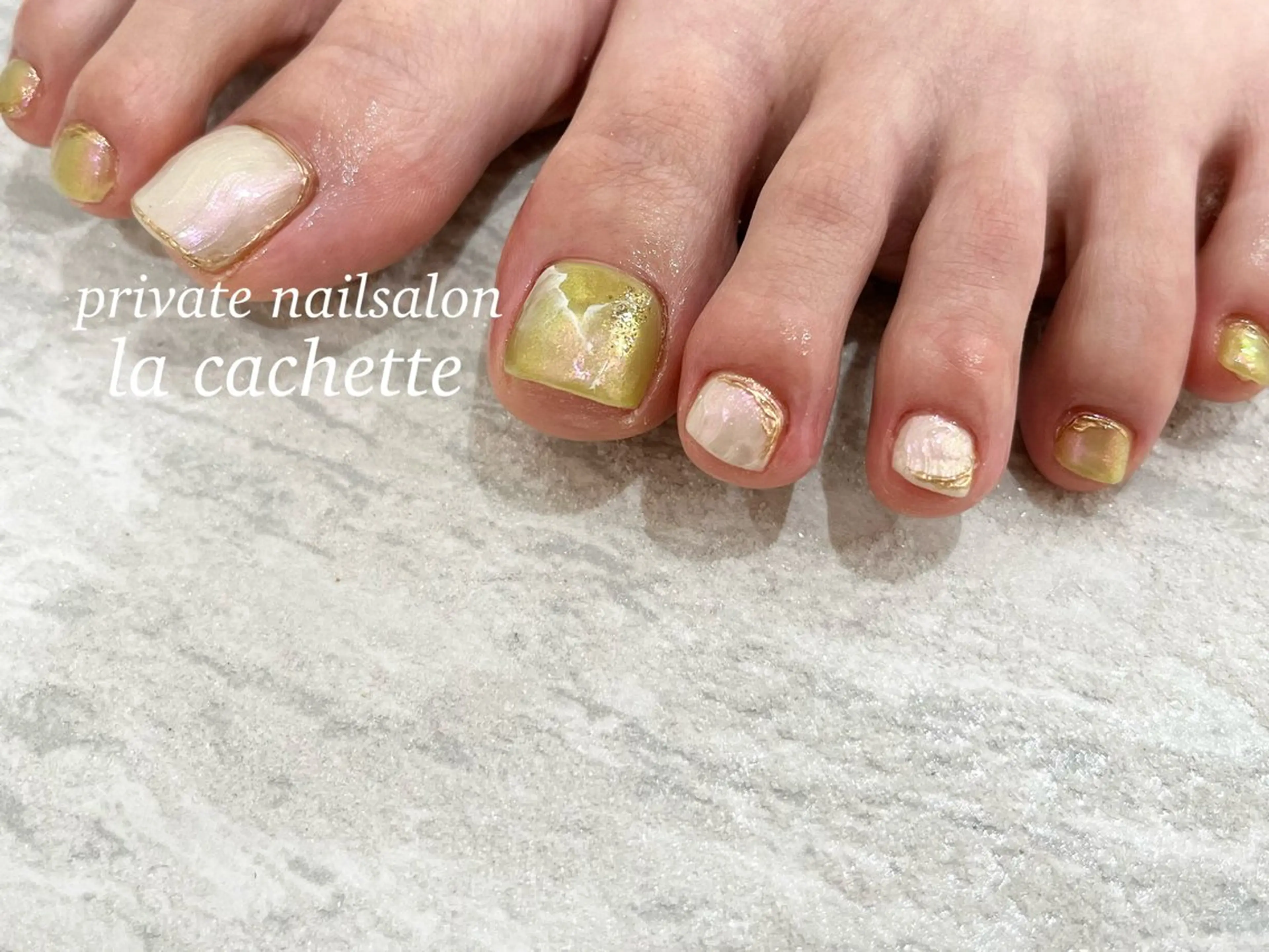 ネイル フットネイル la cachetteのネイルデザイン