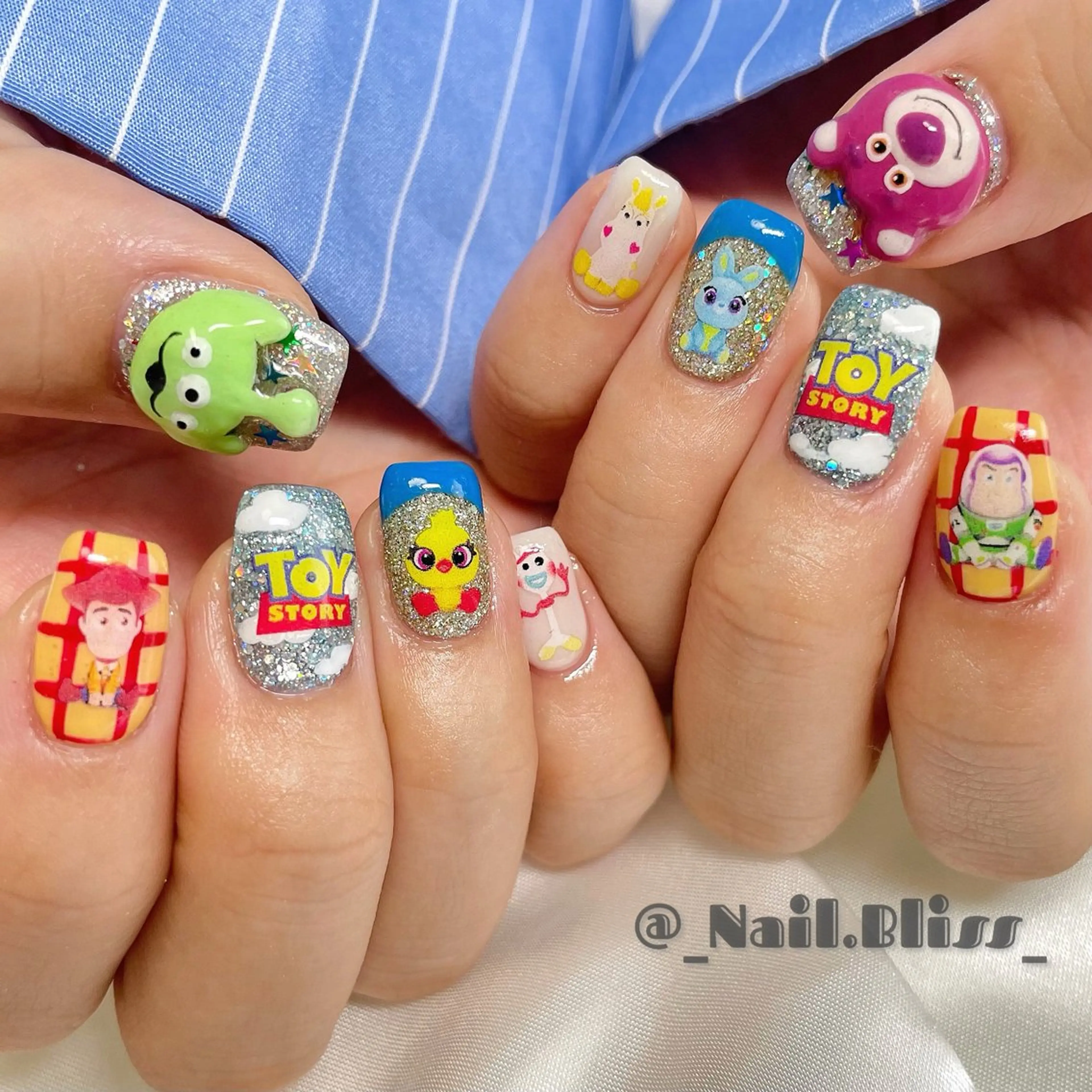 ネイル ハンドネイル NAIL BLISSのネイルデザイン