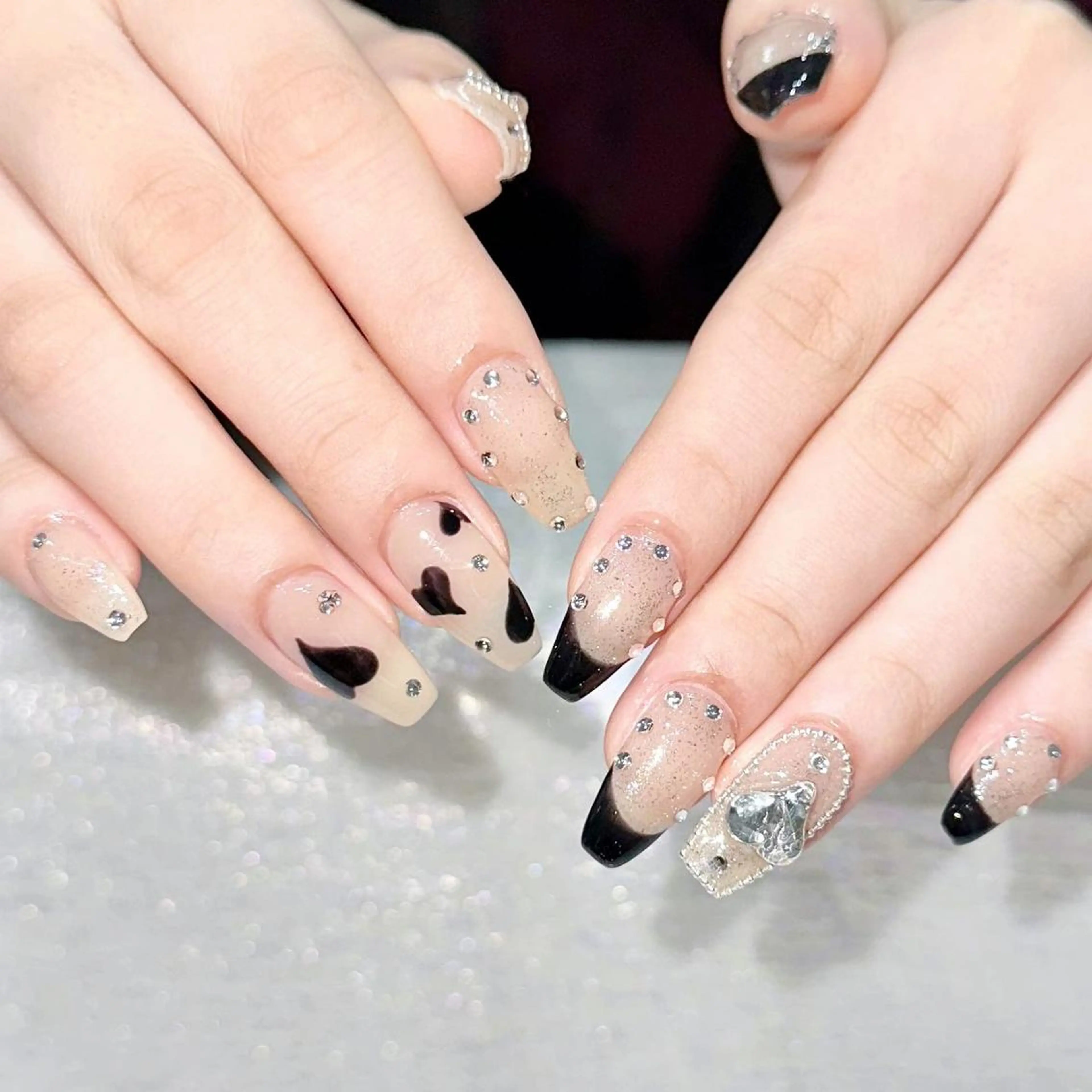 ネイル ハンドネイル Queens マオのネイルデザイン