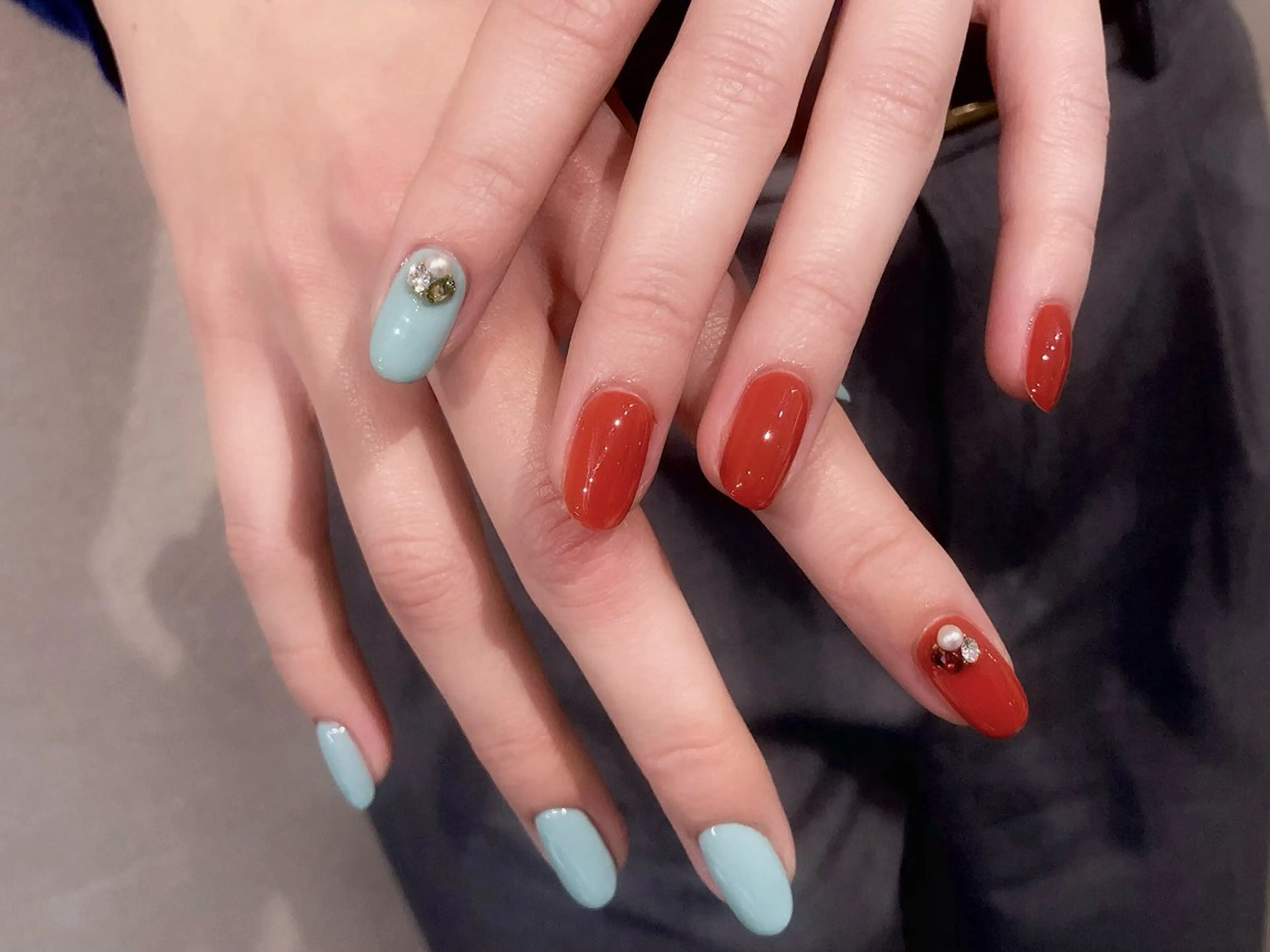 ネイル ストーンネイル ハンドネイル 宇佐美 梓のネイルデザイン