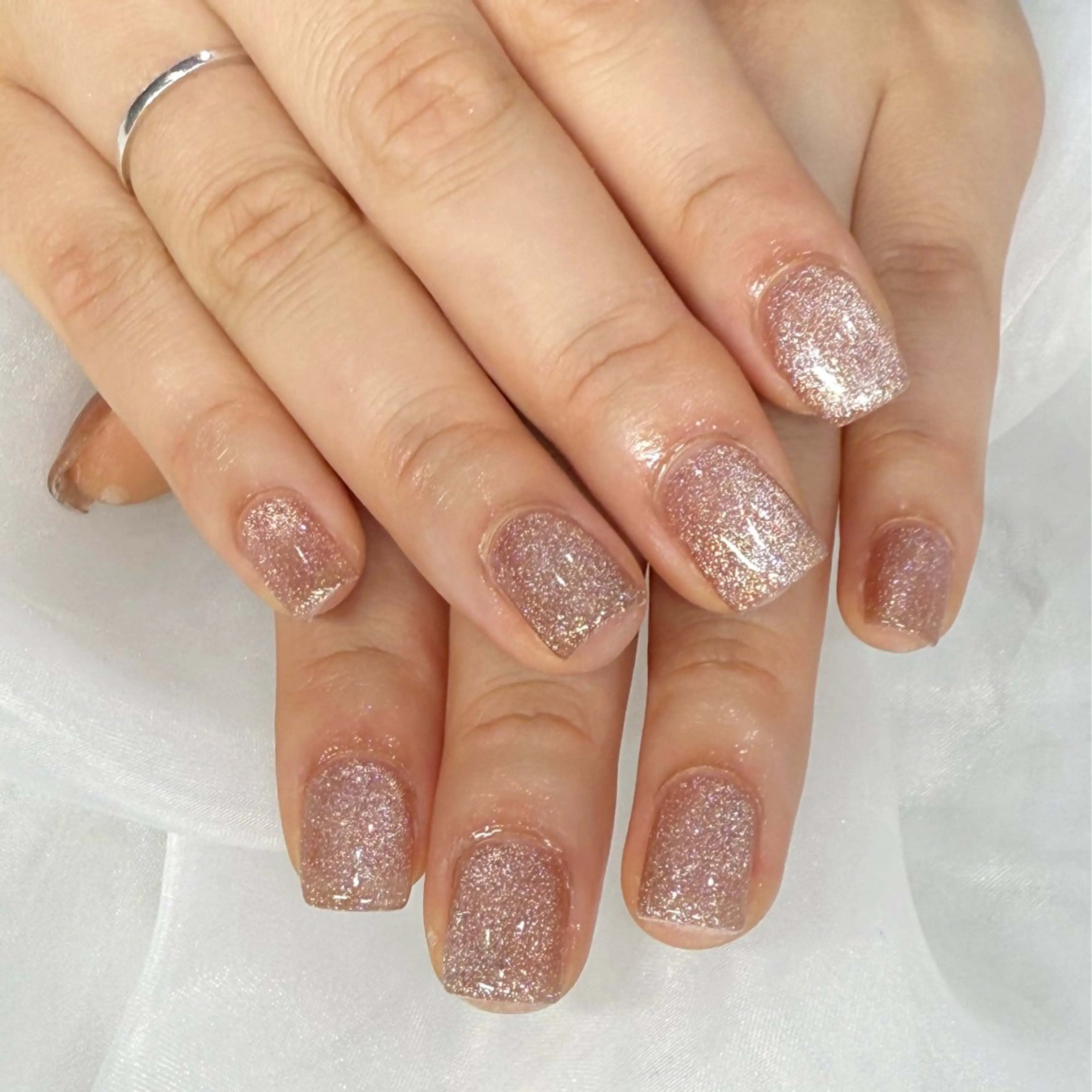 ネイル ブラウン マグネットネイル ピンク ハンドネイル Carina Nail所属・CarinaNail Chieのネイルデザイン