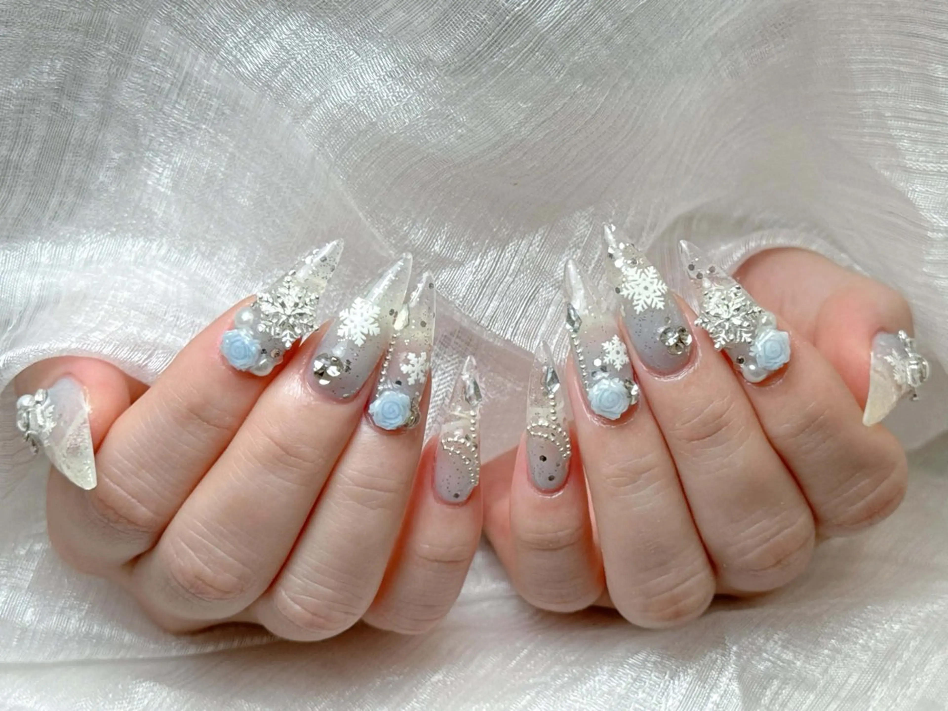 ネイル アートネイル 成人式 ジェルネイル ニュアンスネイル 夏ネイル ハンドネイル NIE MoMoのネイルデザイン