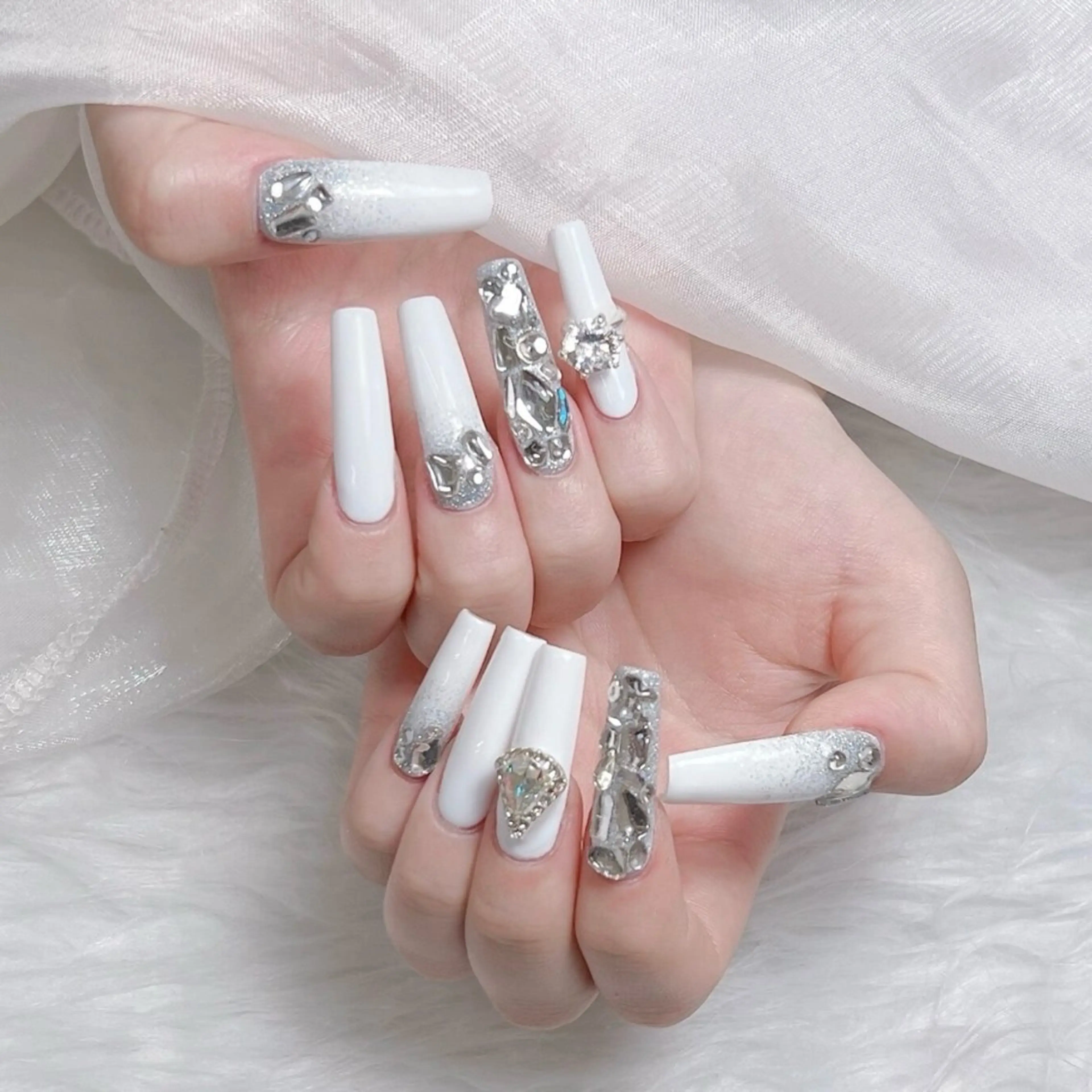 ネイル ハンドネイル minami ネイルのネイルデザイン