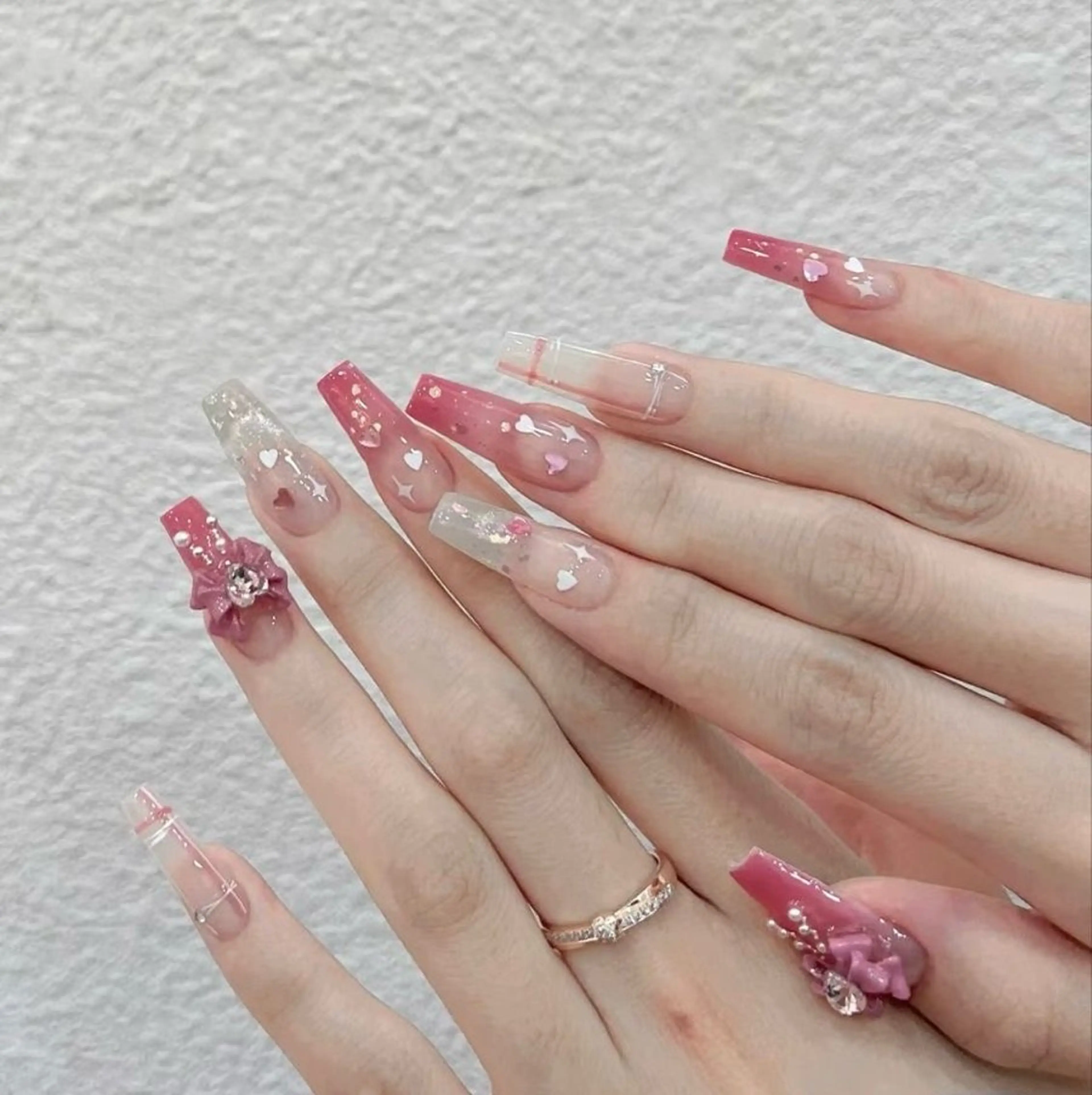 ネイル アートネイル ハロウィン キラキラネイル シンプルネイル ハンドネイル ハンドケア Panda chan Novaのネイルデザイン