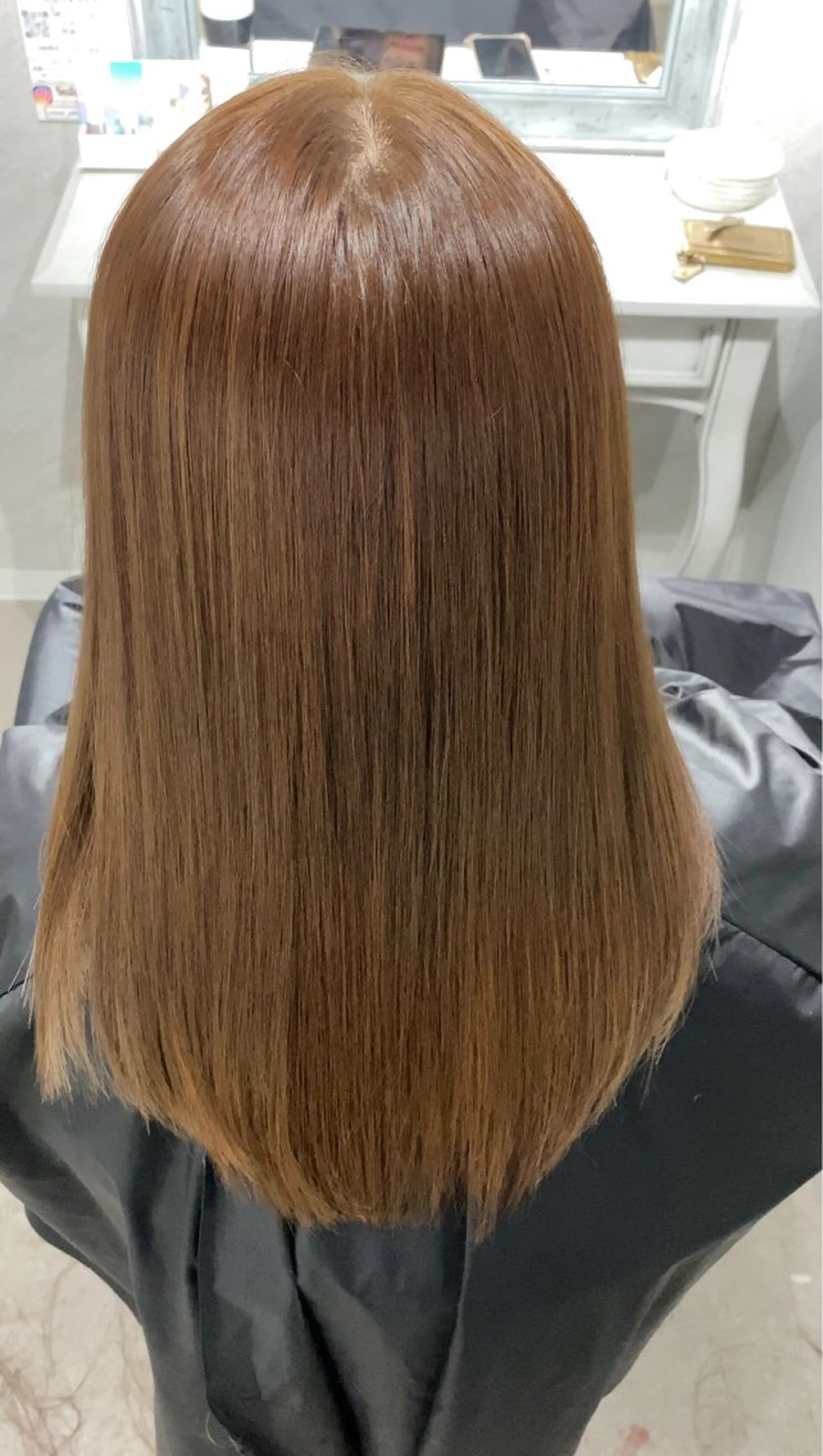 セミロング カット ヘアカラー トリートメント ANBEL所属・西宮市で髪質改善 縮毛矯正特化のヘアスタイル