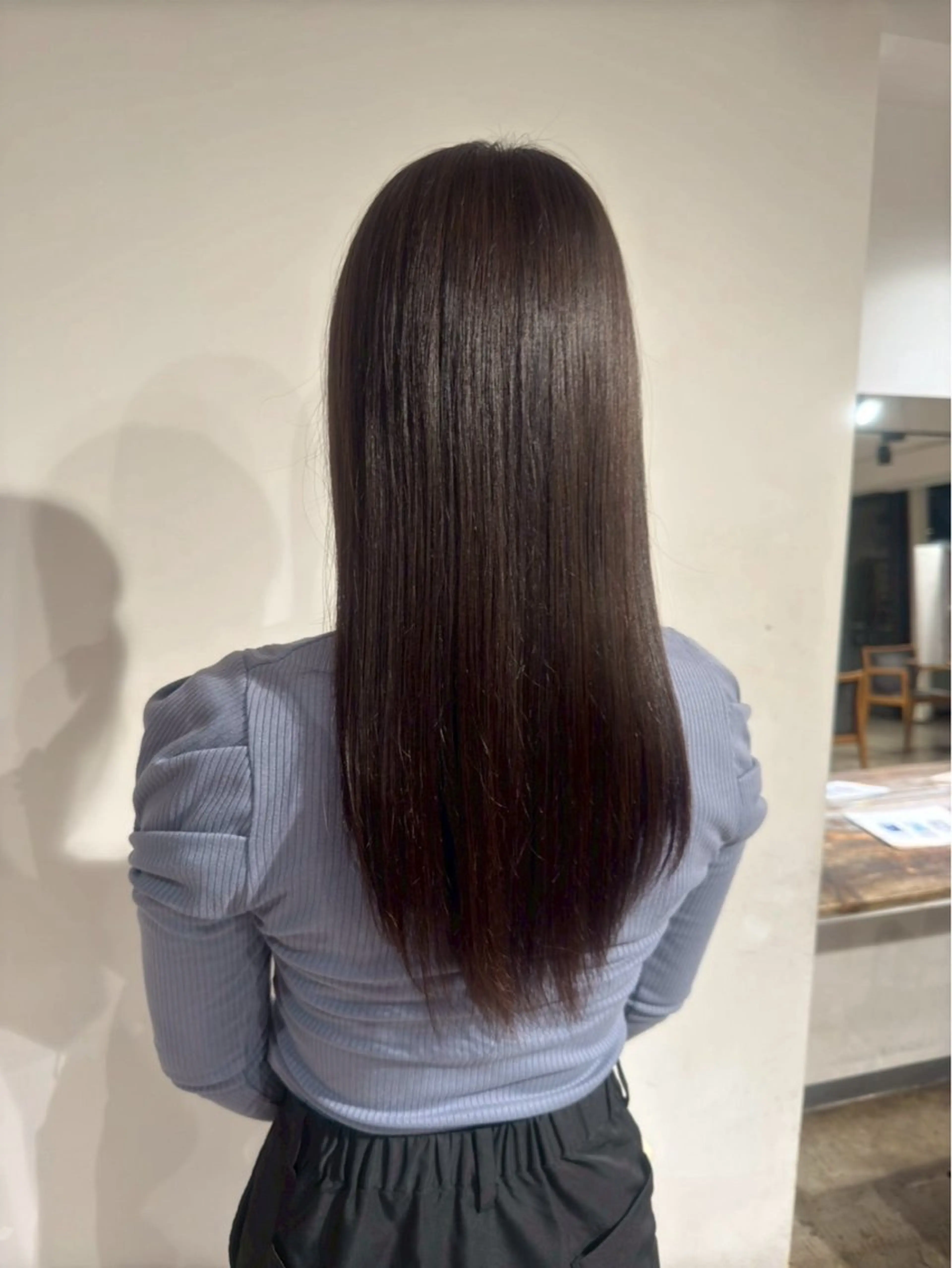 ロング カラー アッシュ アッシュブラウン ベージュカラー 黒髪 ブラウンカラー ヘアカラー トリートメント ブリーチモデル/ メンズパーマ/AMIのヘアスタイル
